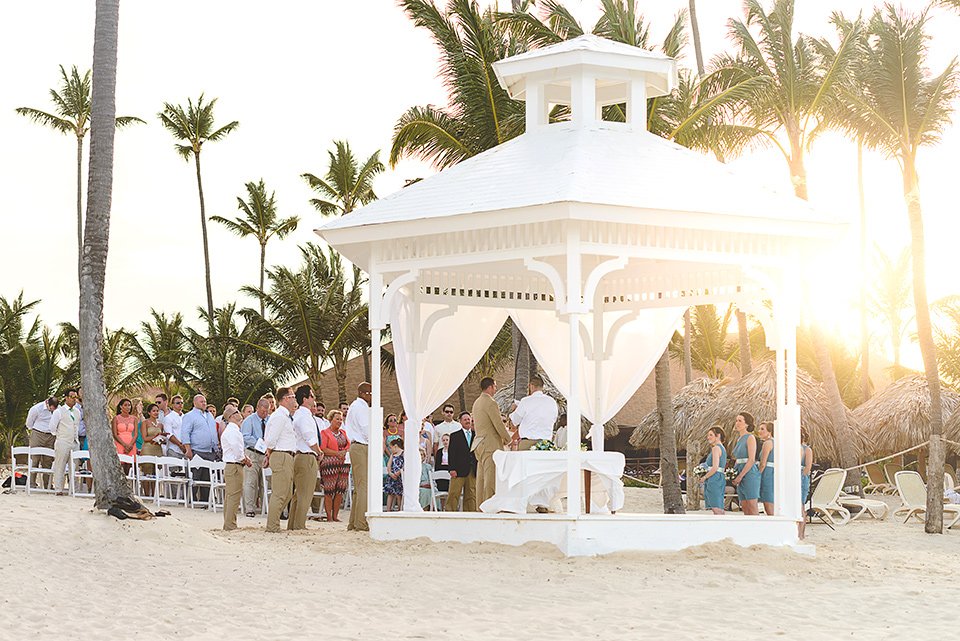 Majestic-Colonial-Gazebo-ceremony.jpg