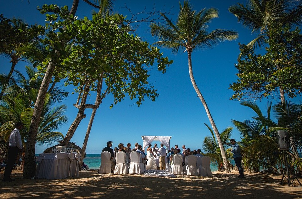 Gran-Bahia-Principe-el-Portillo-wedding-ceremony.jpg