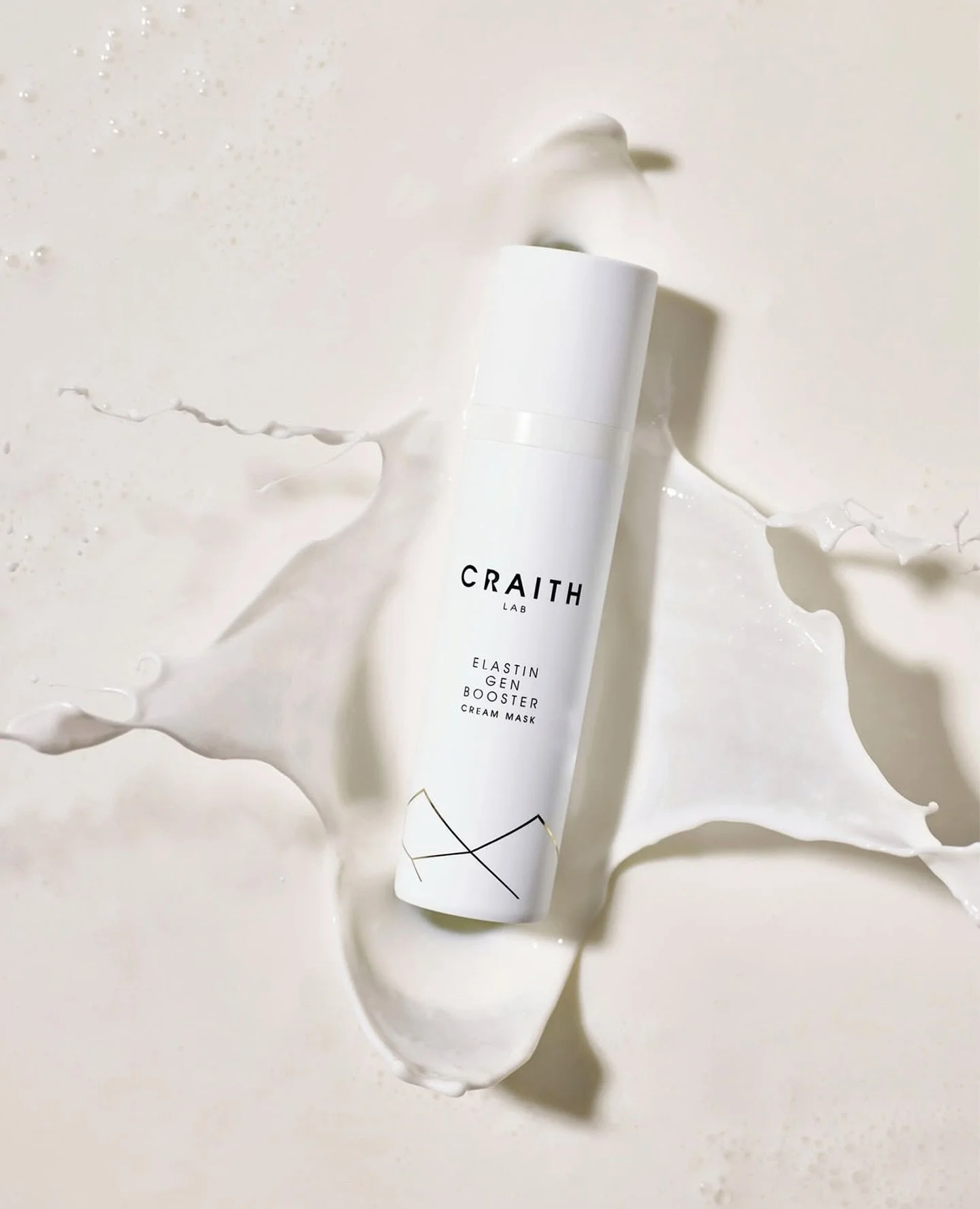 Een zachte cr&egrave;me, een sterke boost.
Het Elastin Gen Booster Cream Mask stimuleert elasticiteit en laat de huid weer veerkrachtig stralen.