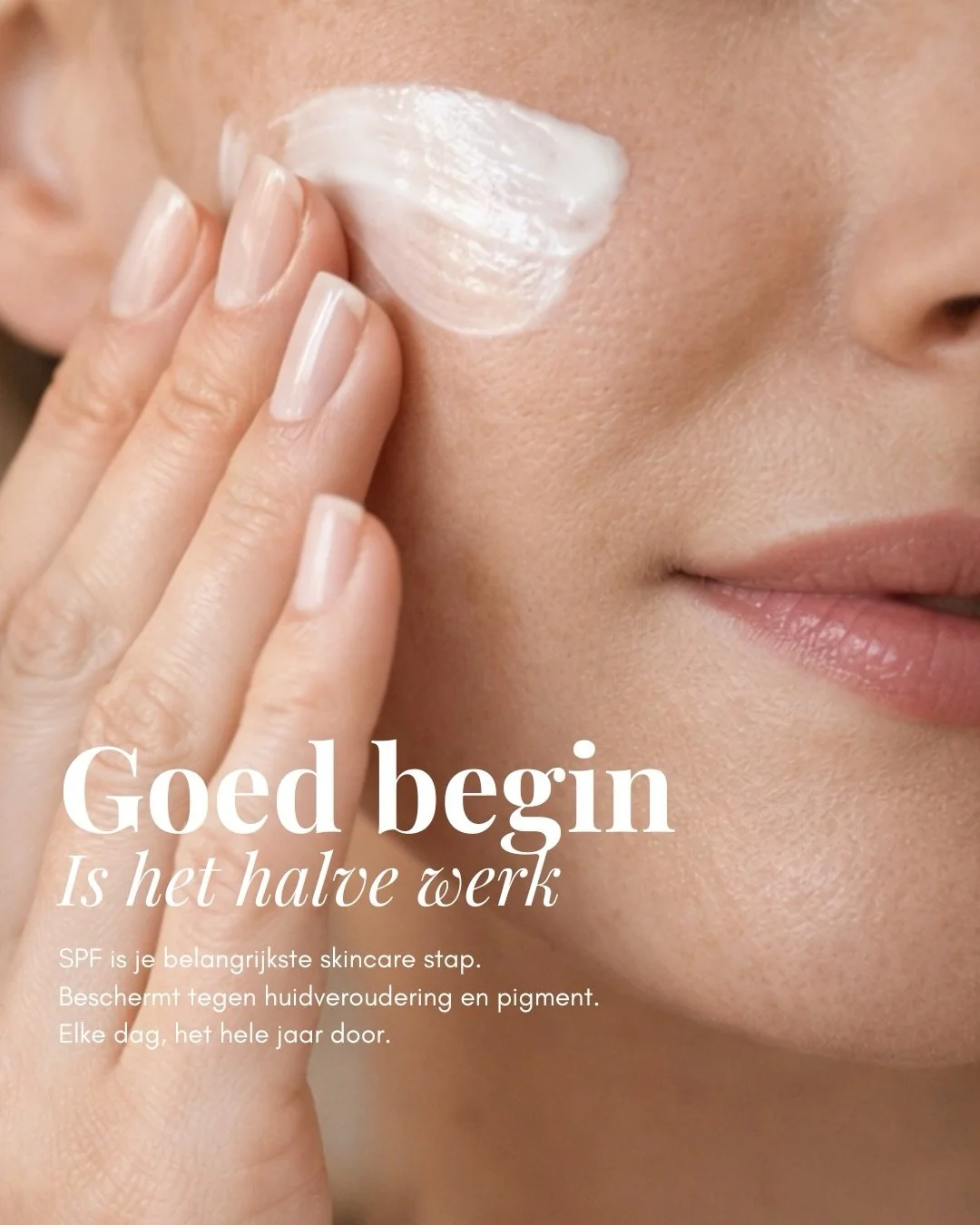 SPF is geen extra stap, maar de basis van je huidroutine.
Dagelijks beschermt het je huid tegen UV-schade, pigmentvlekken en vroegtijdige huidveroudering.
Zelfs op bewolkte dagen bereikt UV je huid en doet het ongemerkt schade.
Consistent smeren maak