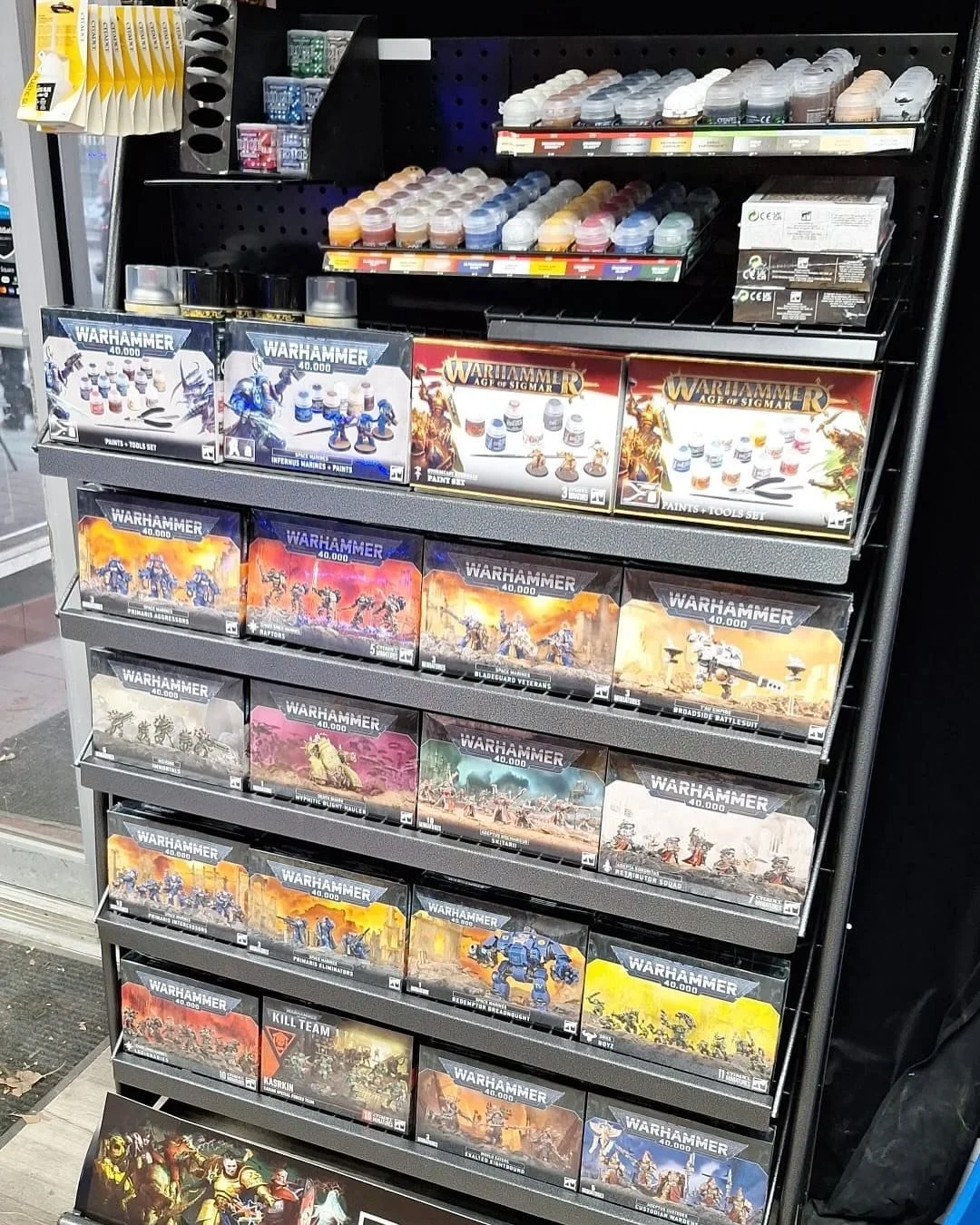 🖤⚔️ NOW CARRYING WARHAMMER! ⚔️🖤
Big news, creatures of the night! We’re officially stocking Warhammer—the ultimate mix of strategy, storytelling, and sheer tabletop mayhem. Whether you’re a battle-hardened general or a newbie rea