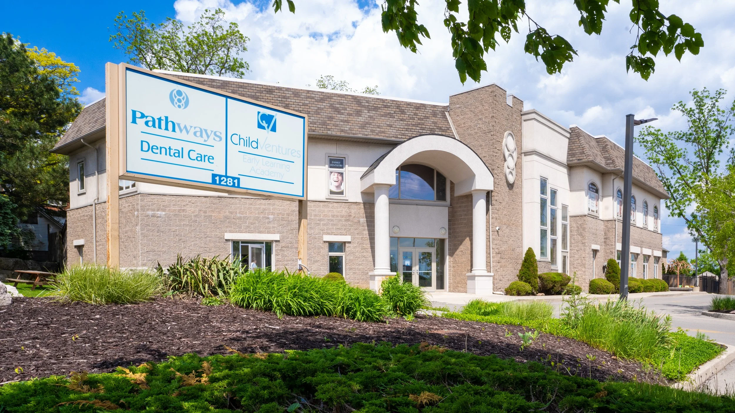 Exterior 2.jpg