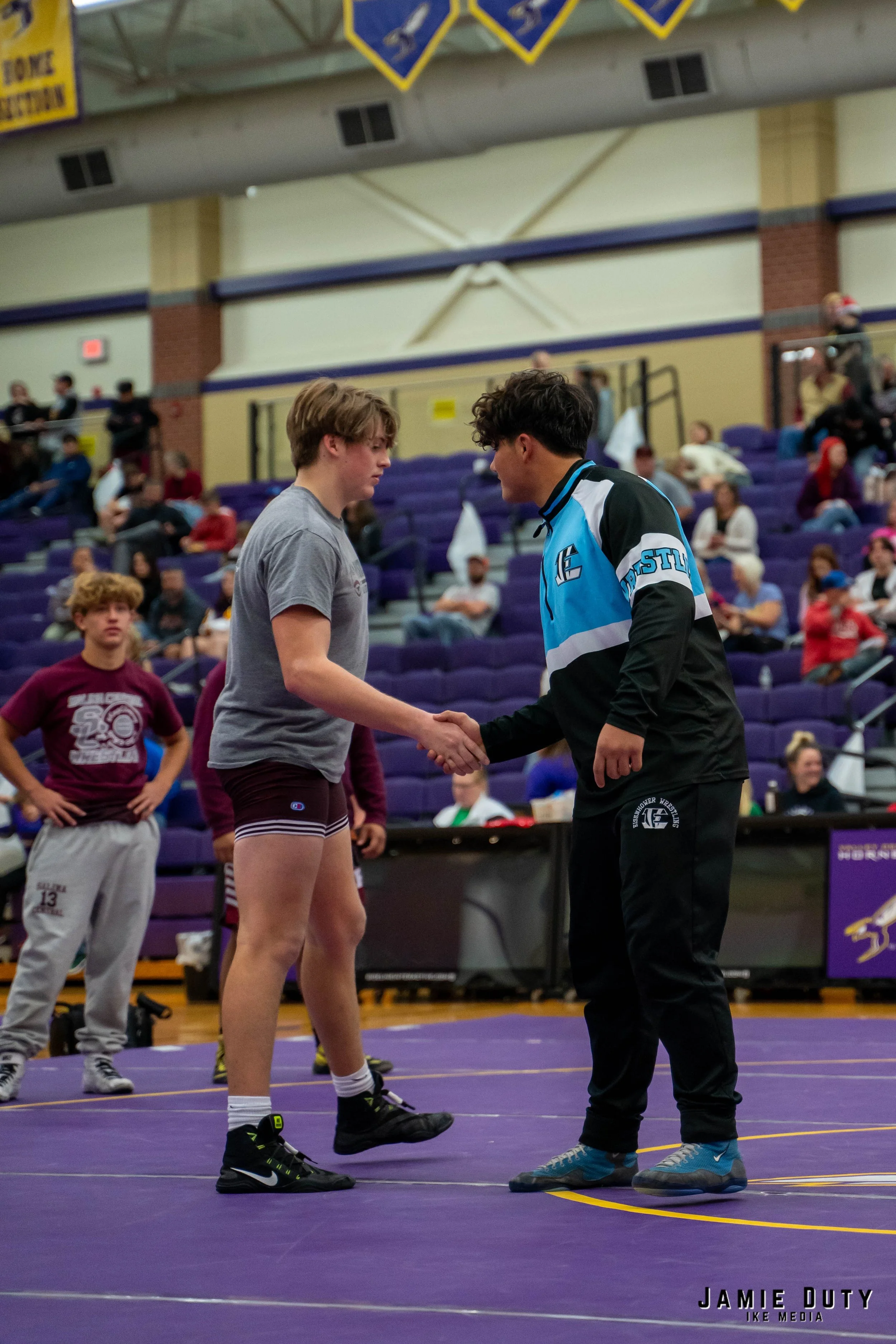 Wrestling 12-14-5.jpg