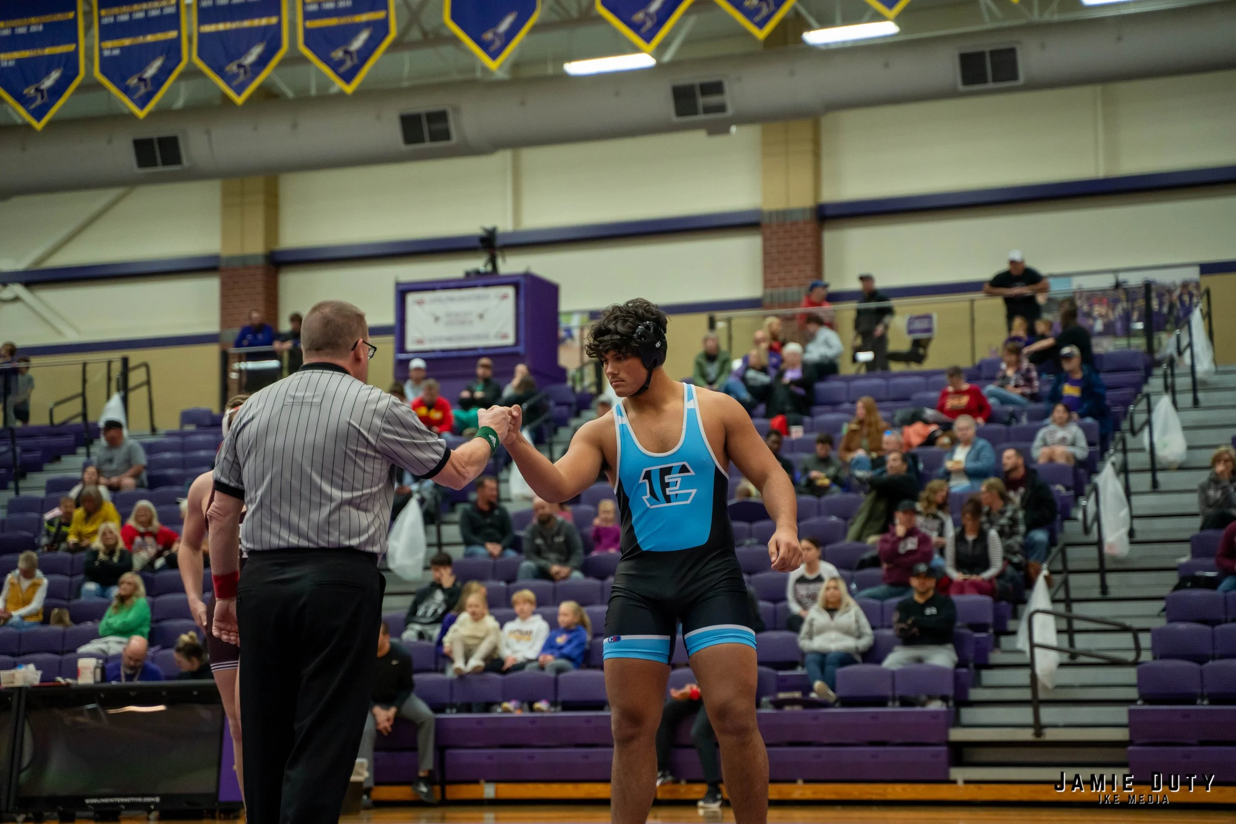 Wrestling 12-14-30.jpg