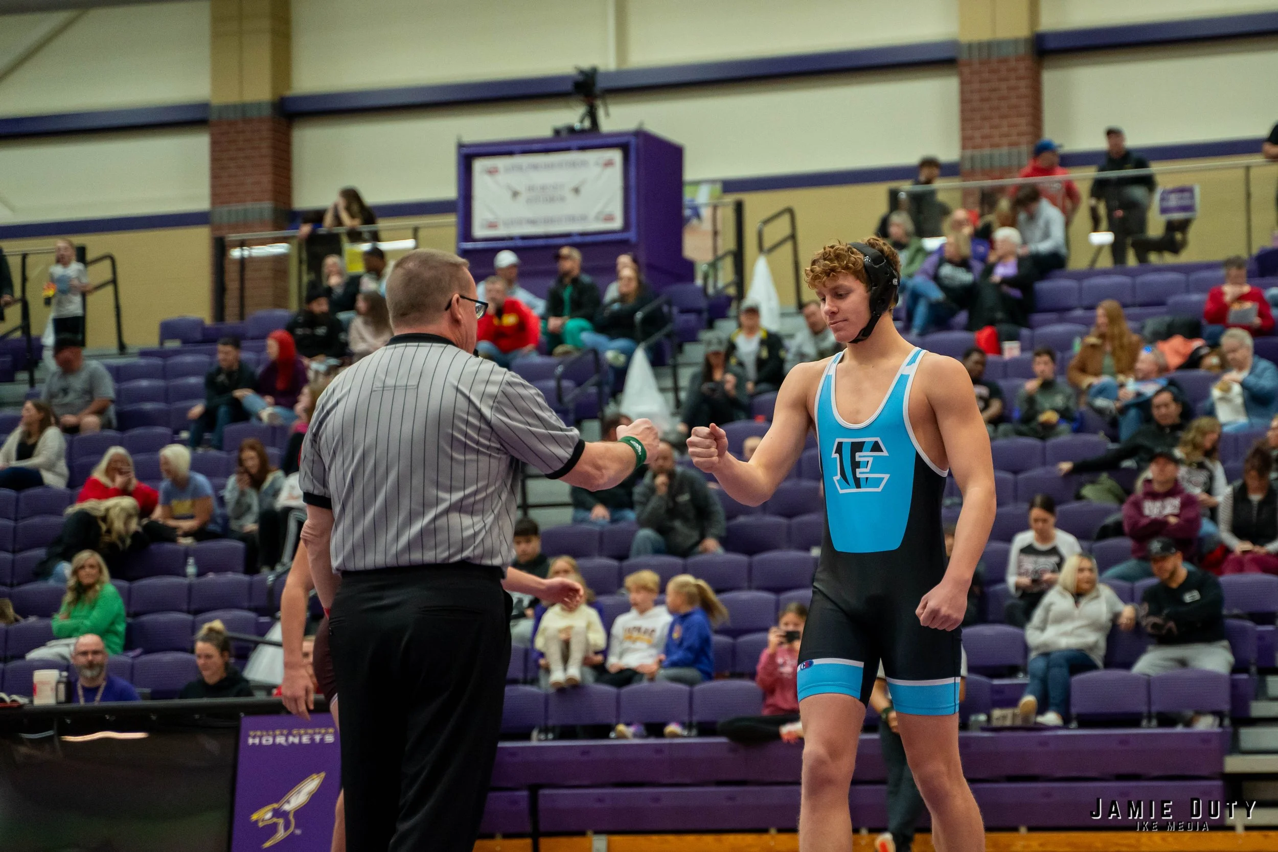 Wrestling 12-14-27.jpg
