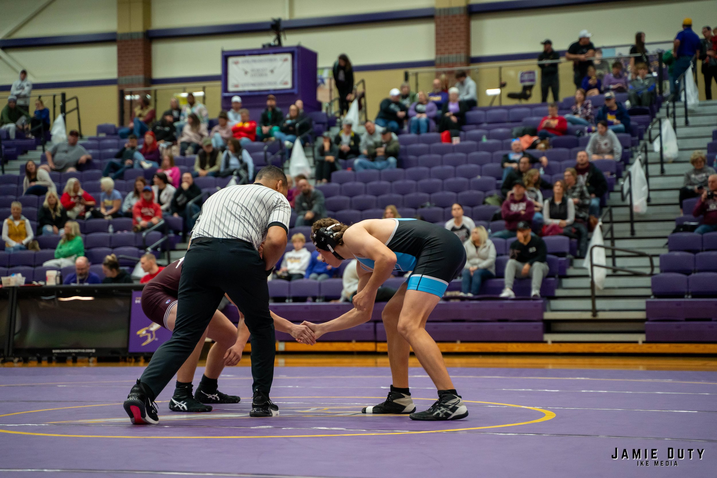 Wrestling 12-14-21.jpg