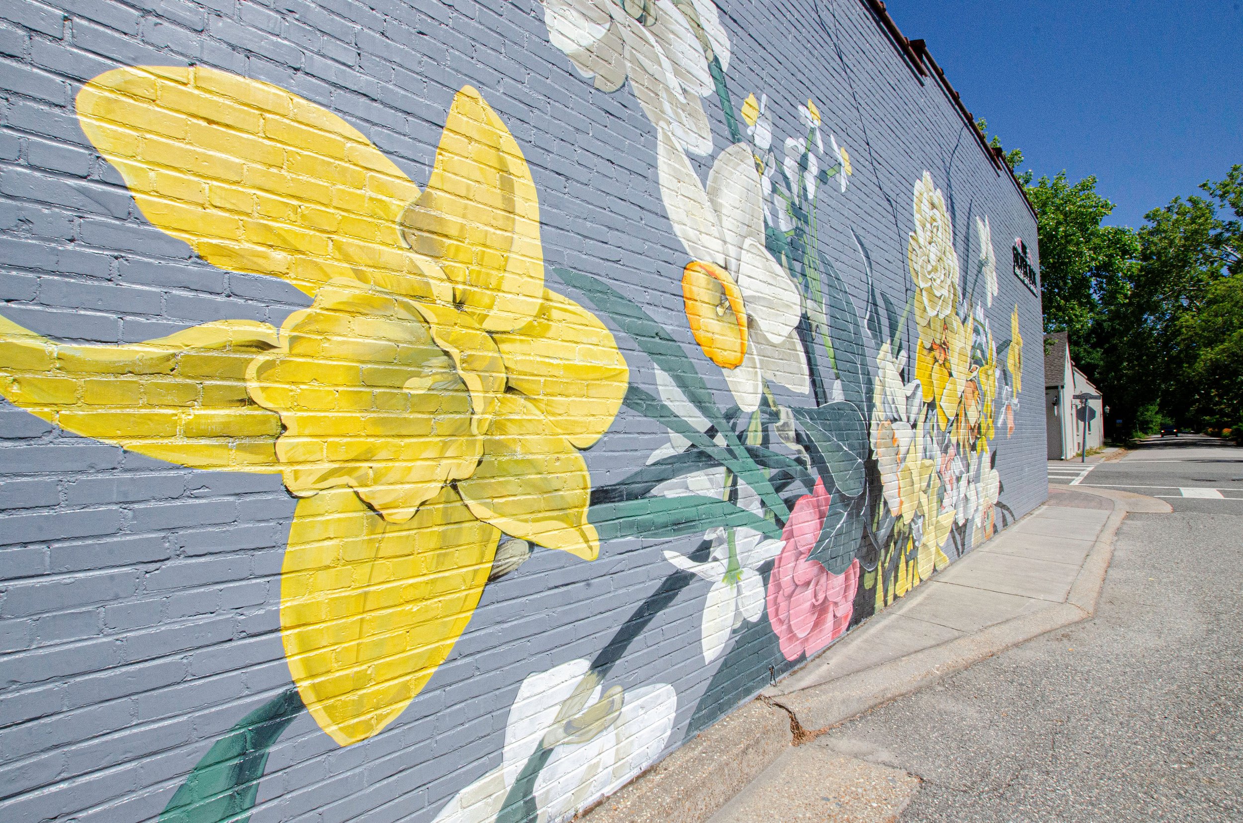 GLO Tourism Daffodil Mural.jpg