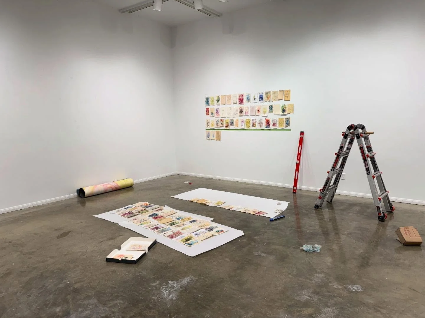 Guys. INSTALL WENT GREAT. I&rsquo;m having a love affair with my work. Thanks again to my beloved beloved homie John who I got to spend all day yakkin with today, thanks for the burrito 🌯 😂 and spilling the tea 🫖 I heart you 🫶🏻 @knuthstudio