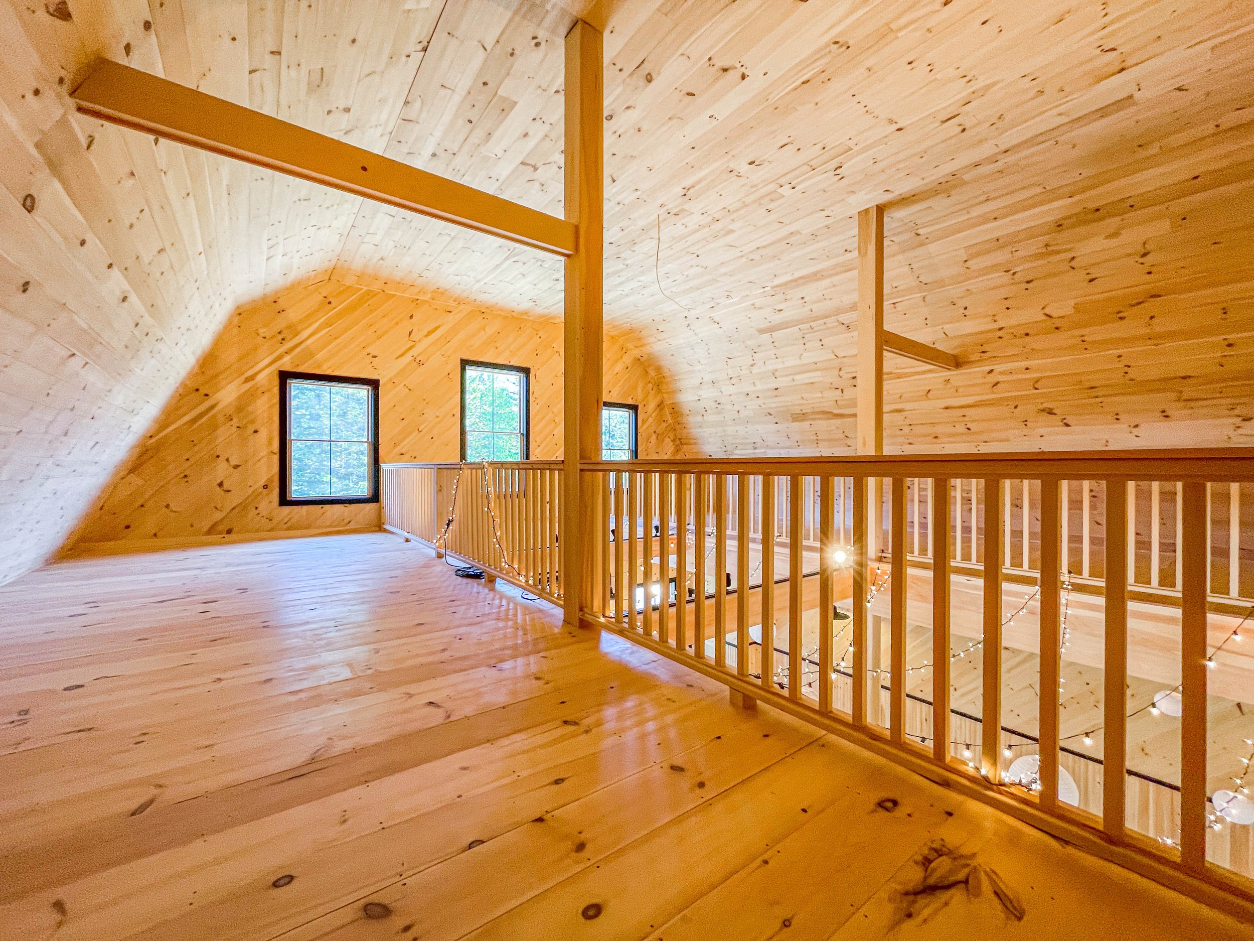 Oceanwood - Bridal Suite - 36 Barn Top.jpg