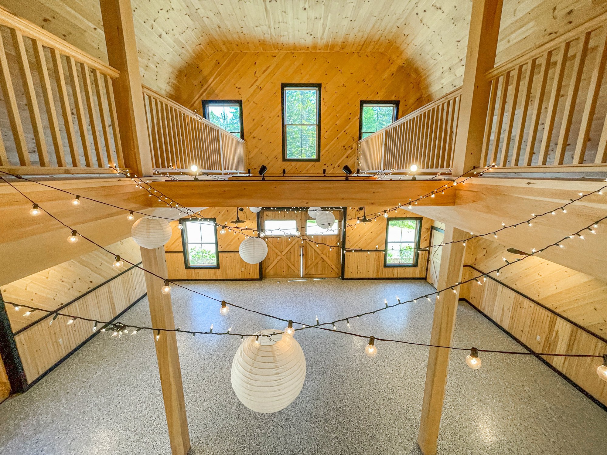 Oceanwood - Bridal Suite - 38 Barn Top b.jpg