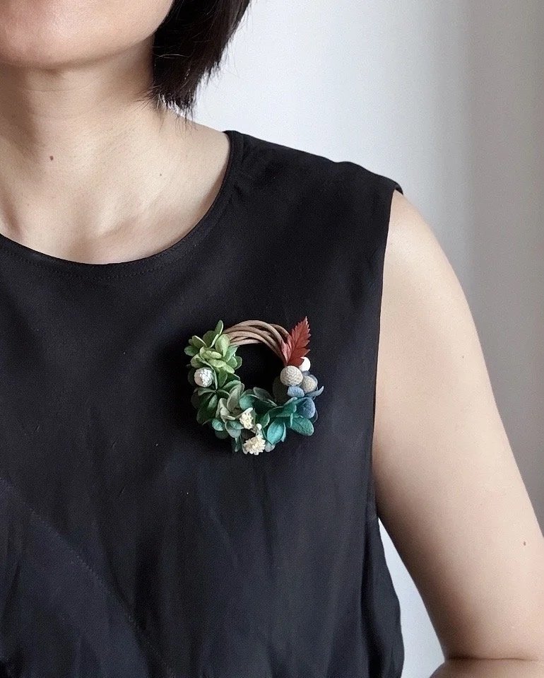 Magnetic Preserved Flower Brooch – Handmade Botanical Floral Jewelry - Mother's Day gift
