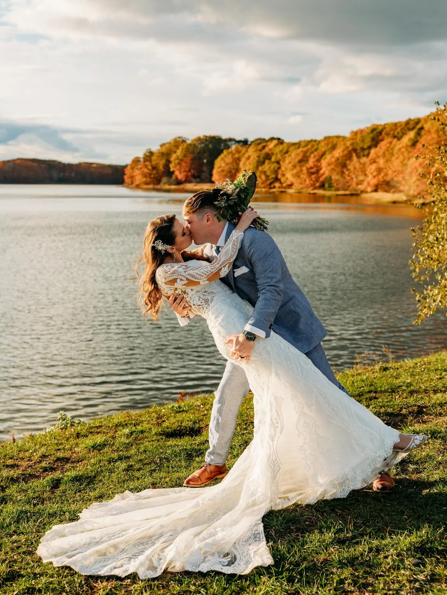 A day of celebration involving color, love, music, and some passing planes. ✈️ 

Congratulations to Sarah and Chris!!

Photography: @frenchsfotos 
Videography: @loganjameswheeler
Venue: @haloatthepoint 
Coordination: @kellie_mierop 
Florals: @moonset