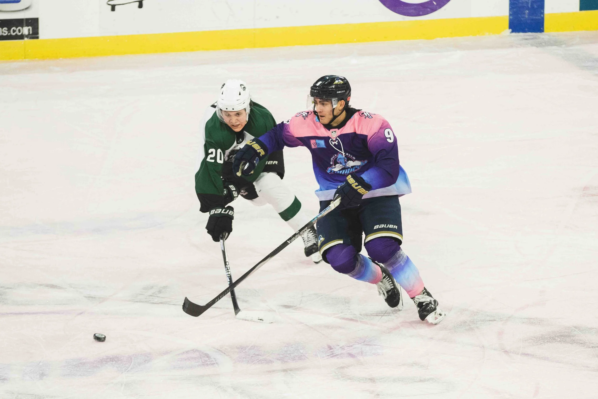 12-13-25StampedevsCedarRapids(pink)-120.jpg