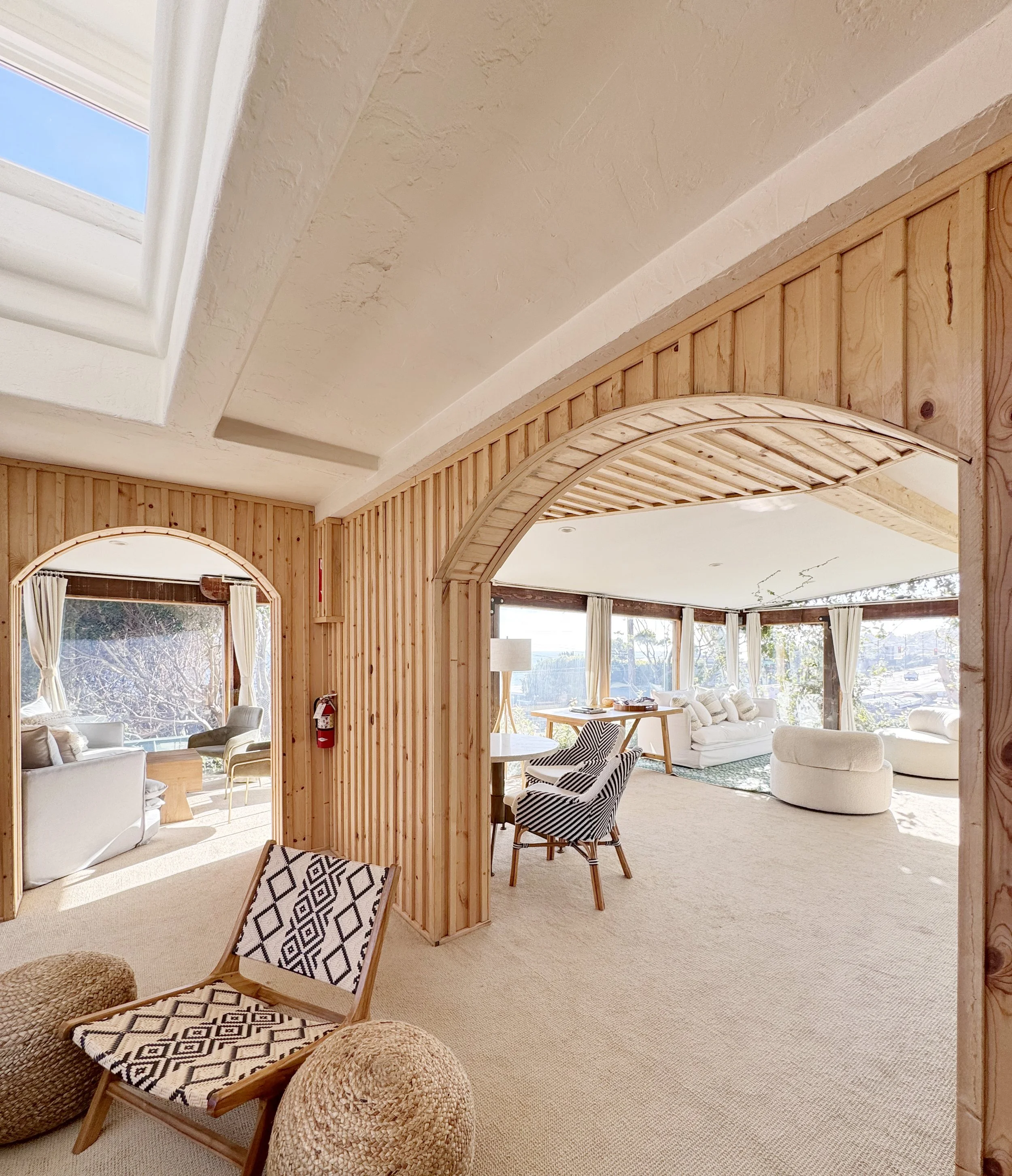 beach club members lounge-1.jpg