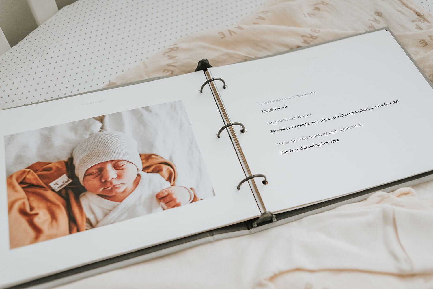 The Short Years Baby Book: Personalized Memory Book of Baby's First Year