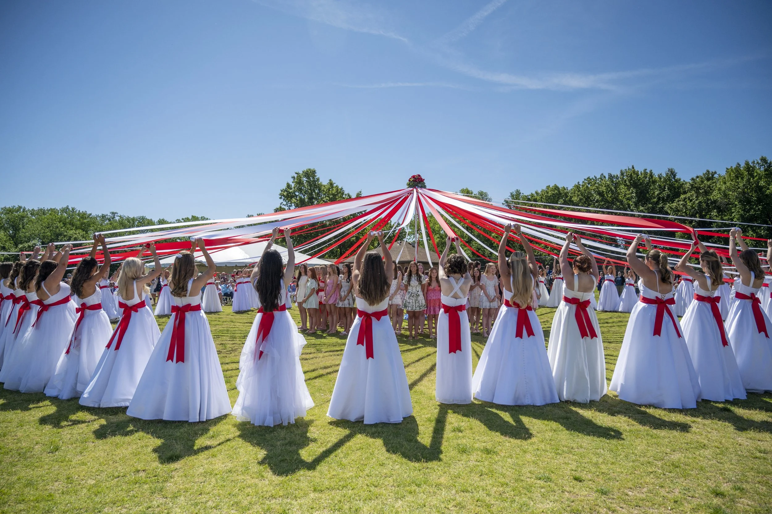 2026 Viz Maypole062.JPG