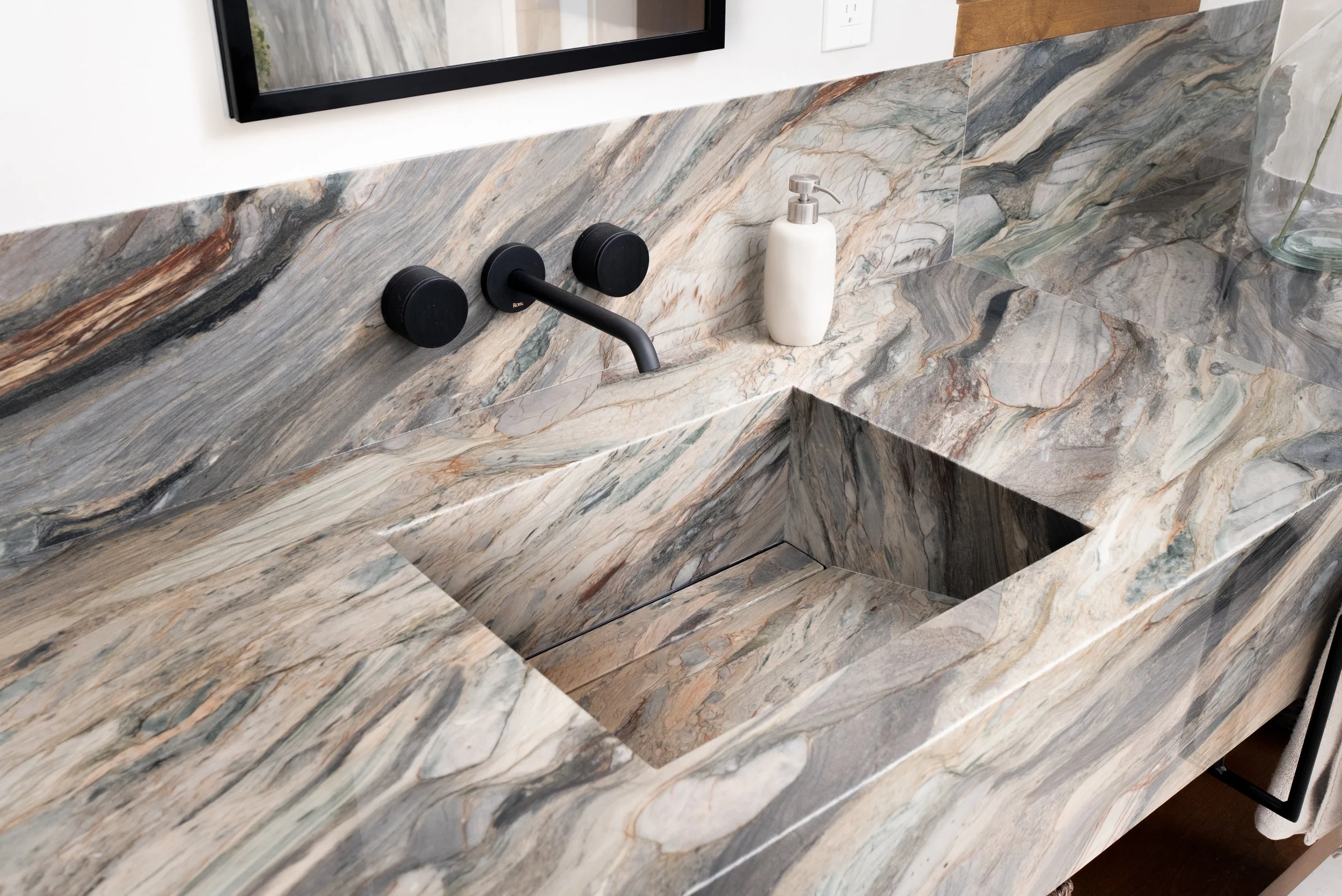 Detail shot of sink.jpg