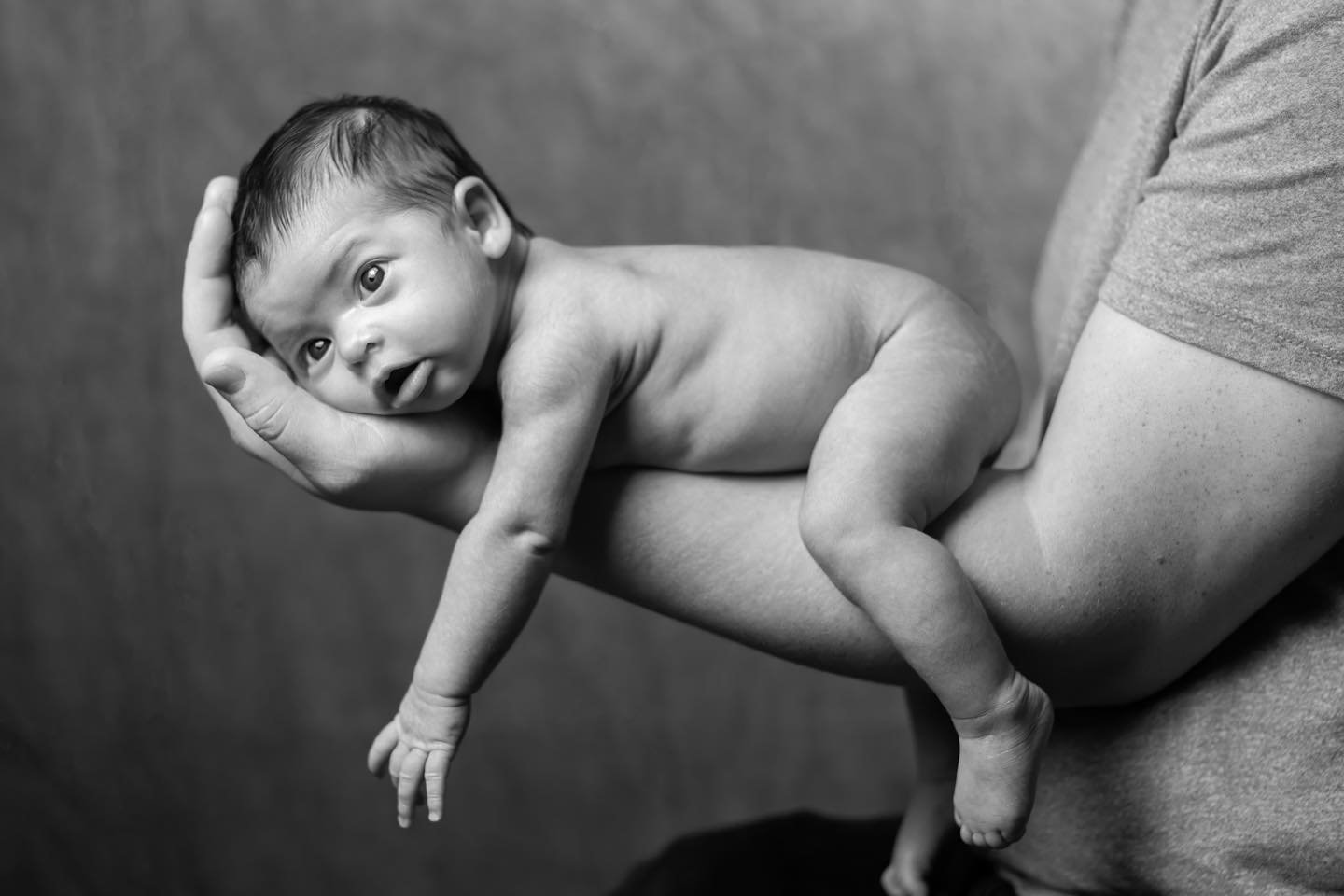 Something I love about what I do - every session is memorable! We had only a few seconds to capture a sweet moment like this and I&rsquo;m so happy we did! Little Amalia left a stinky surprise in her daddy&rsquo;s lap only seconds later! 😂 Good thin
