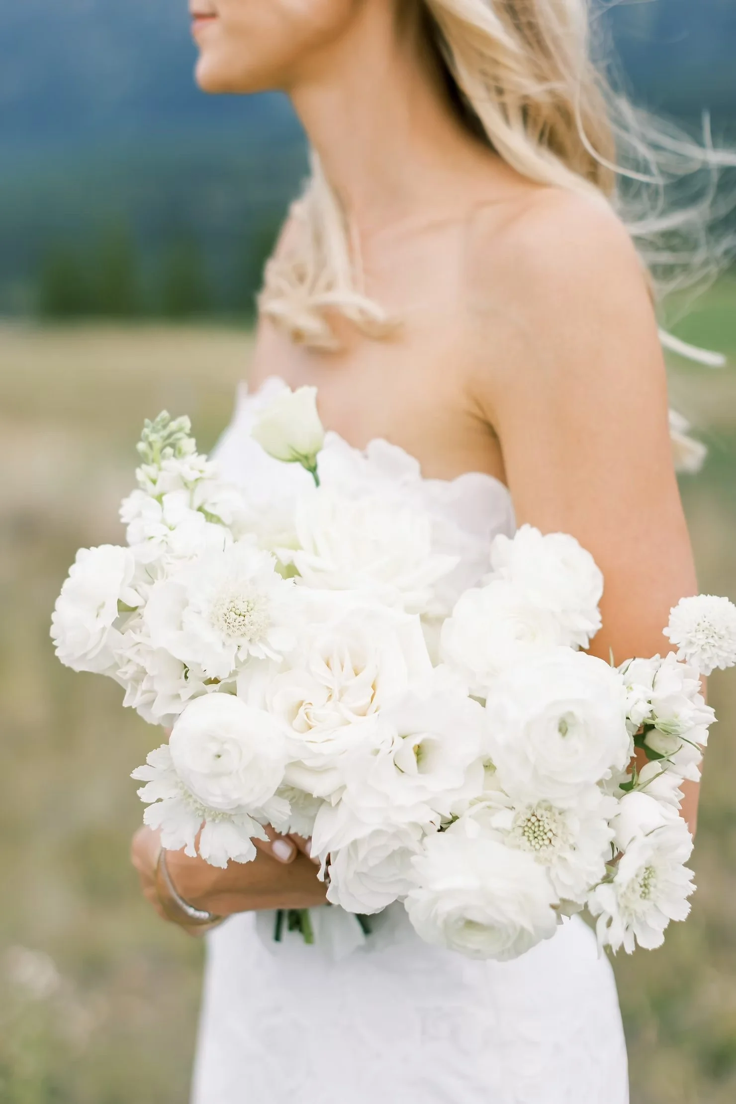 Big Sky Montana Moonlight Basin Wedding Flowers bridal bouquet mountain wedding white bouquet