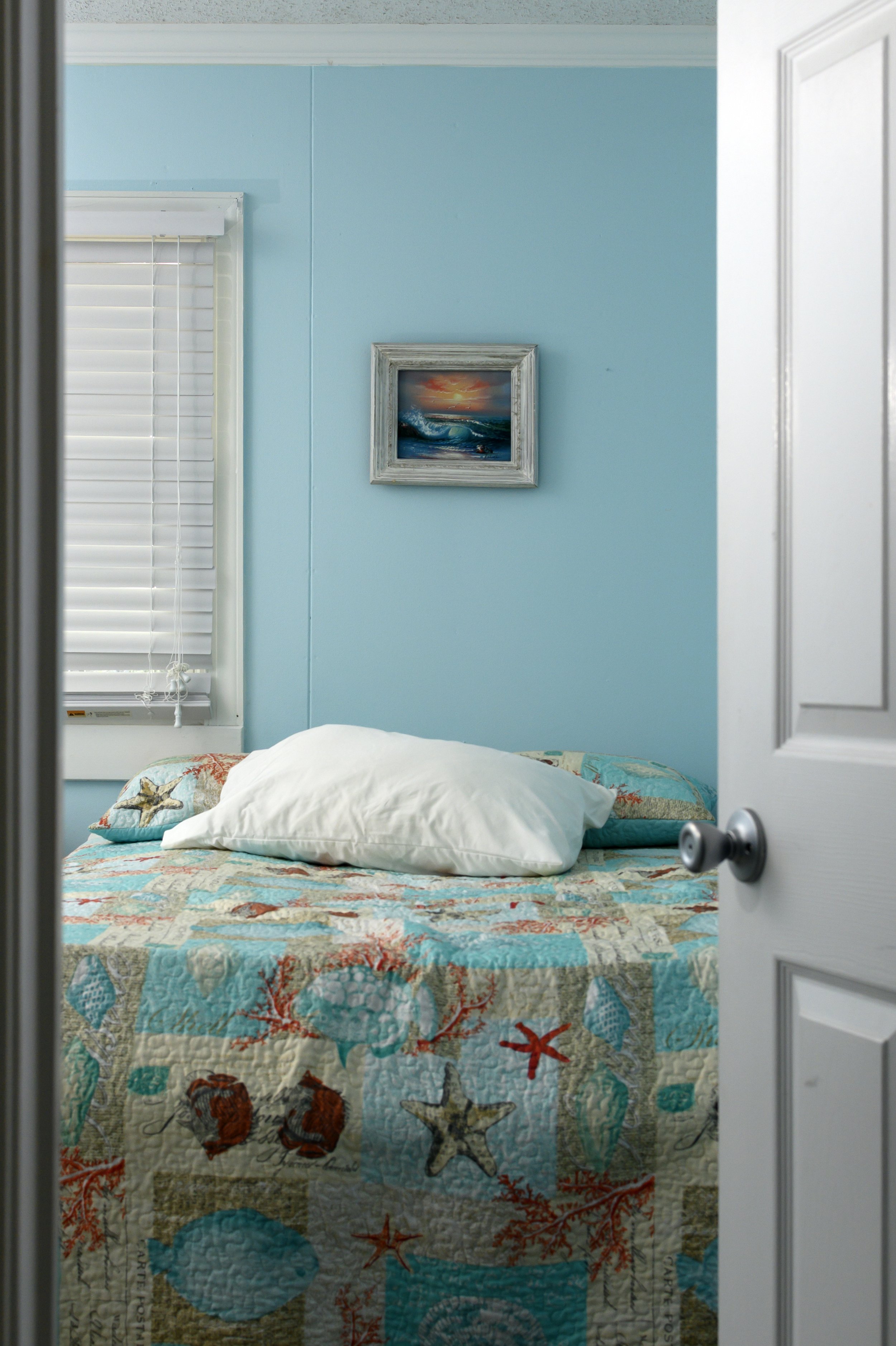 KevinGutoskey_GuestRoom_01.jpg