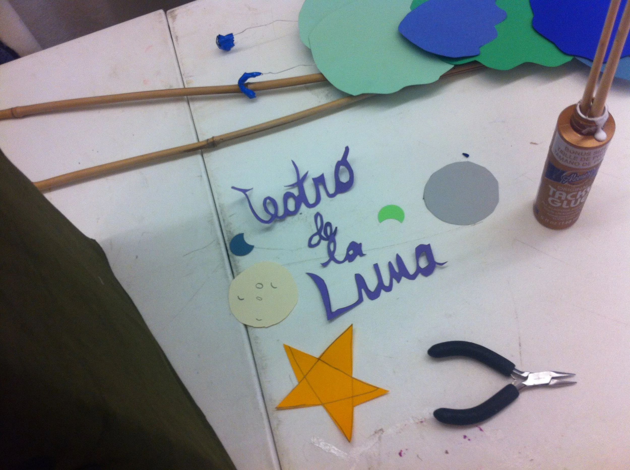 COMMUNITY ART MAKING