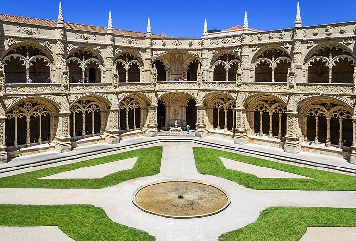 portugal-lisbon-belem-jeronimos-monastery-cloisters-1.jpg