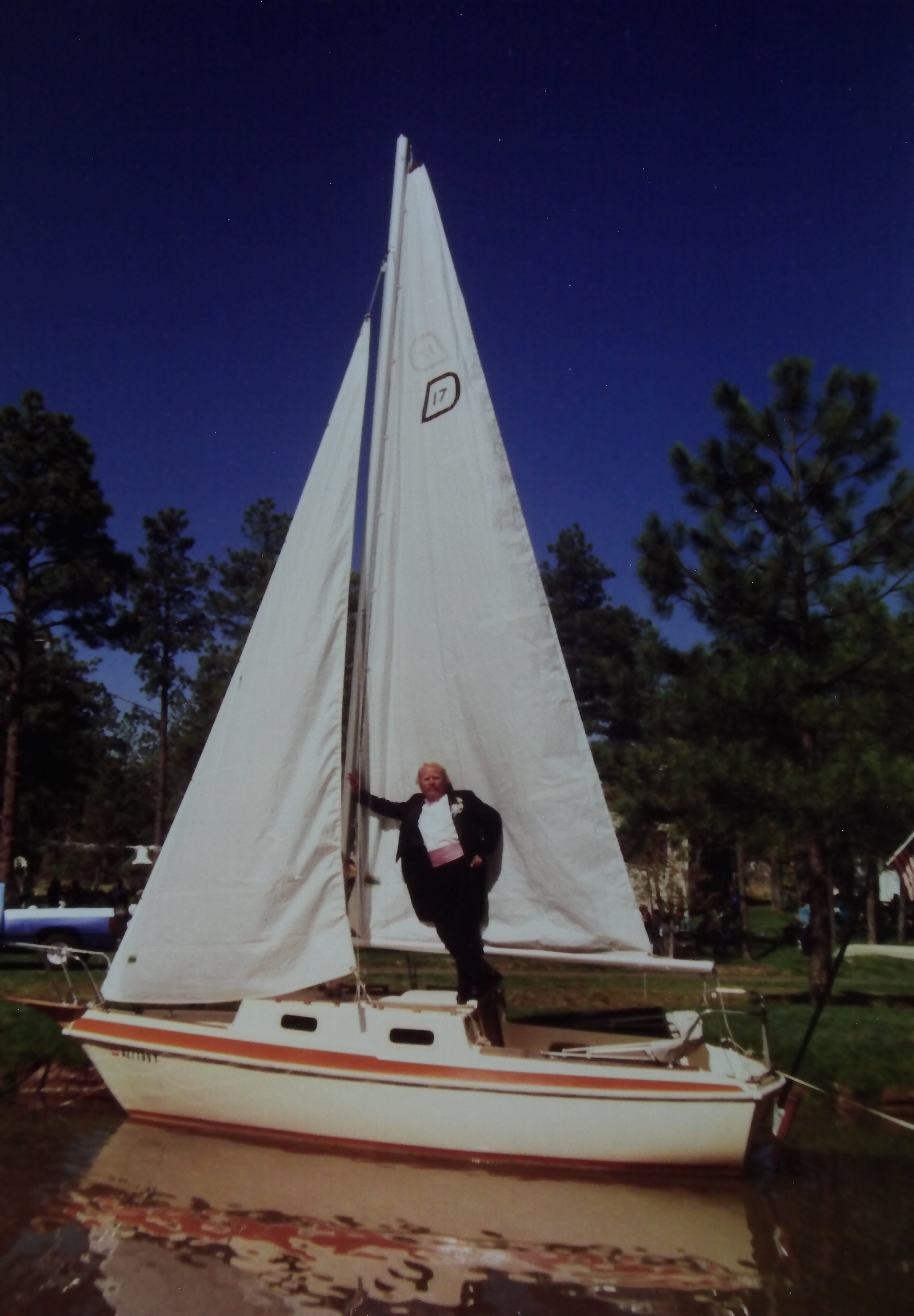Dad on his boat 93.JPG