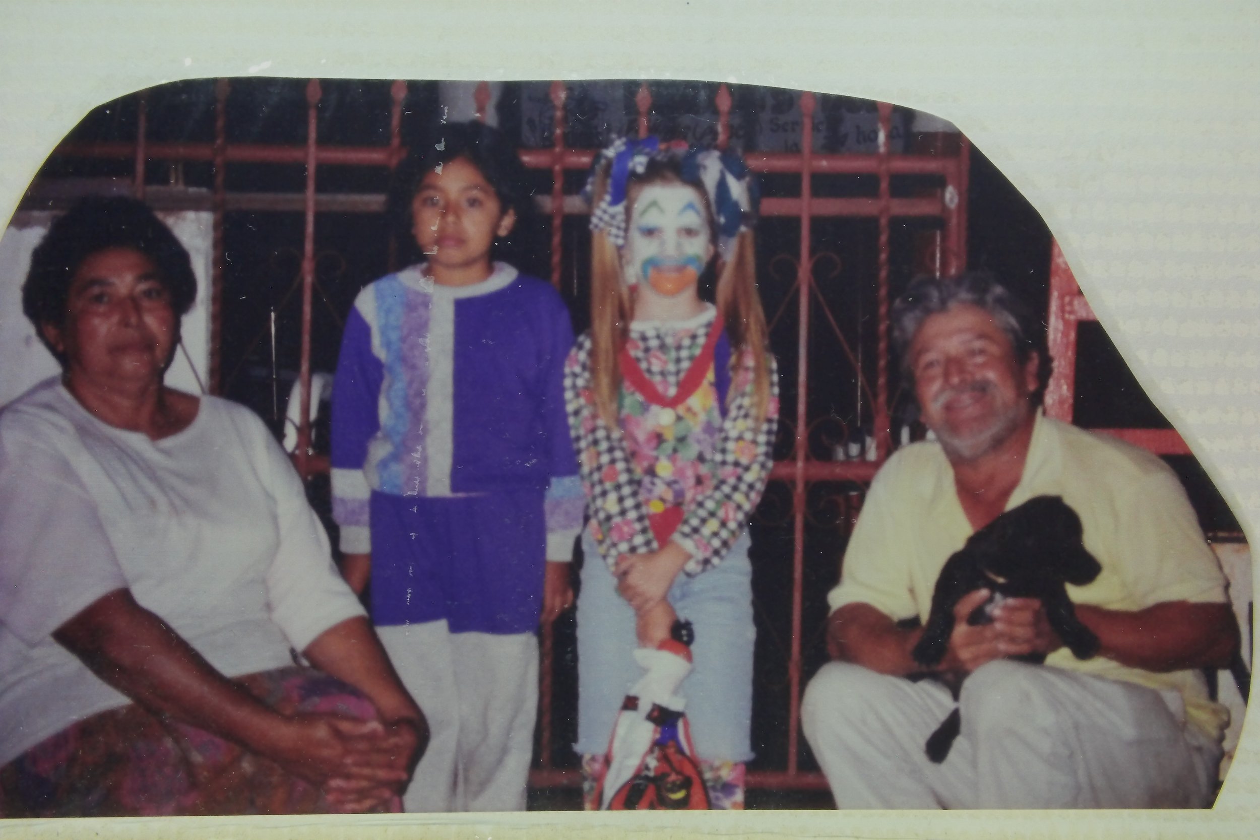 Halloween 94, Ensenada, Tino Bandito's family.JPG