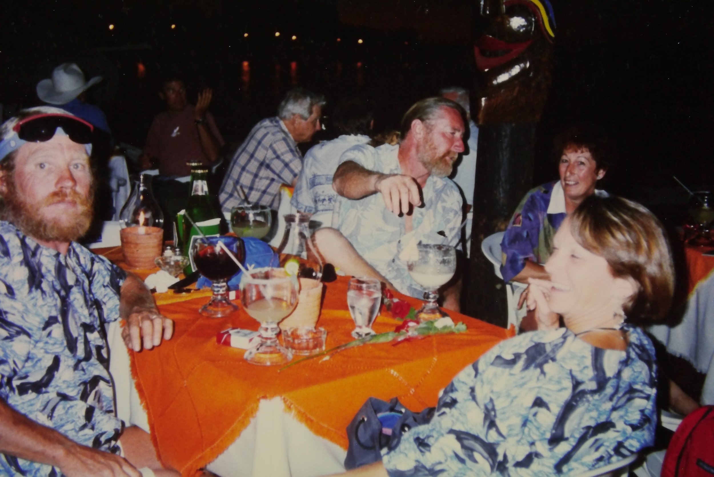 21. 4.96 John, Mom and Dan McGown from Hot Toddy in La Paz.JPG