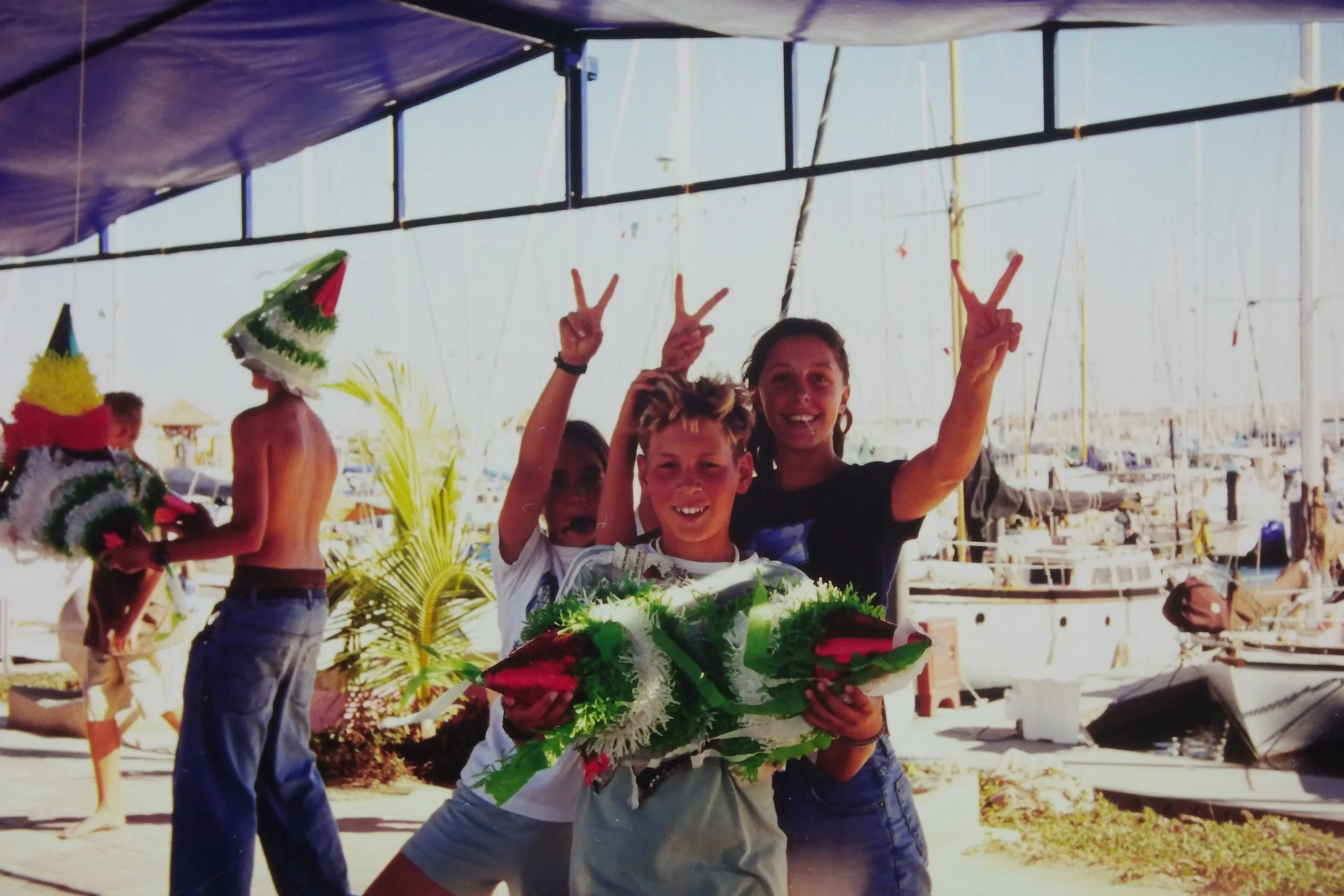 3.19.98 Hals Bday, Samie, Max & MEghan.JPG