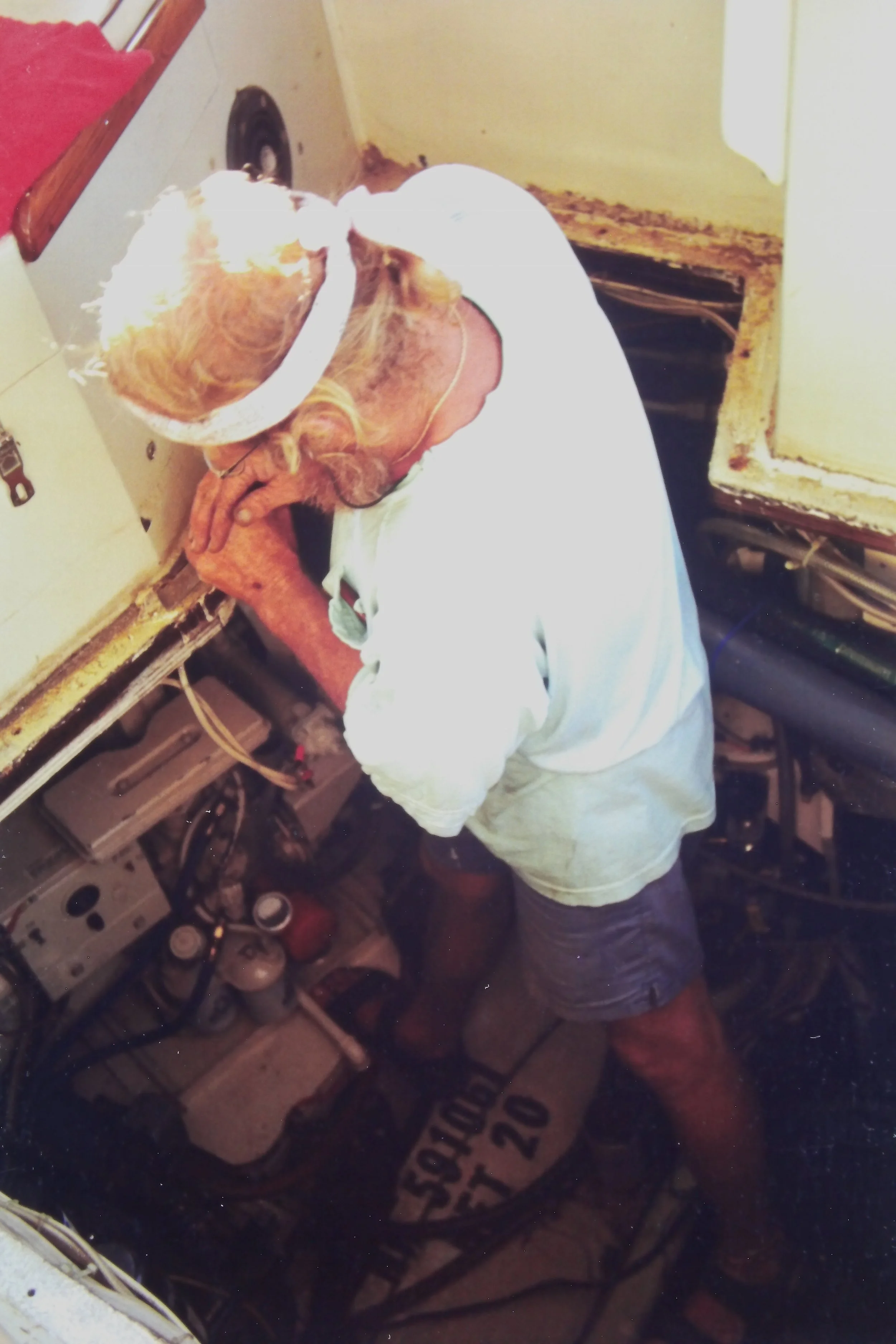 10.23.98 Dad cleaning the engine room.JPG
