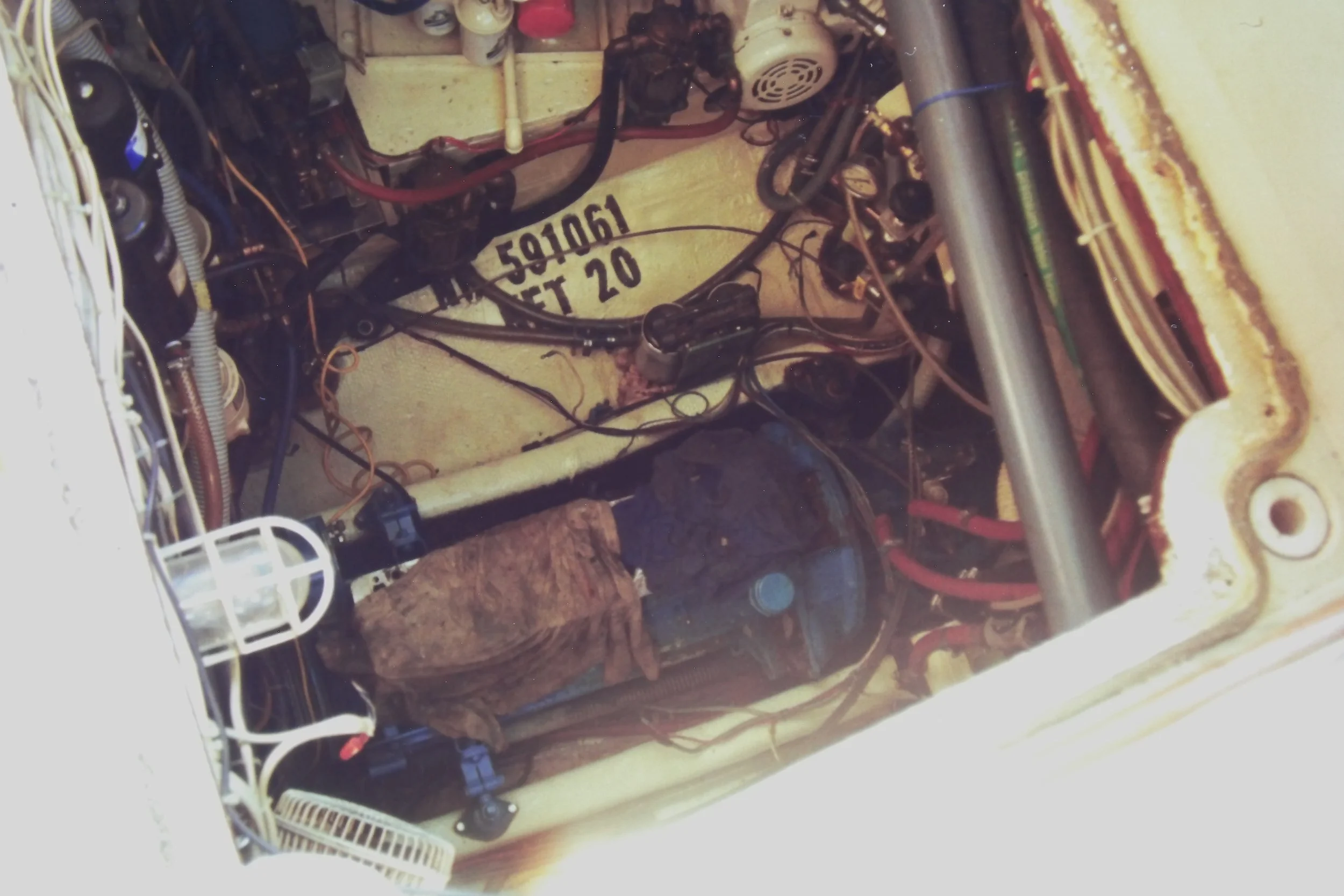 10.23.98 Empty Engine Room.JPG