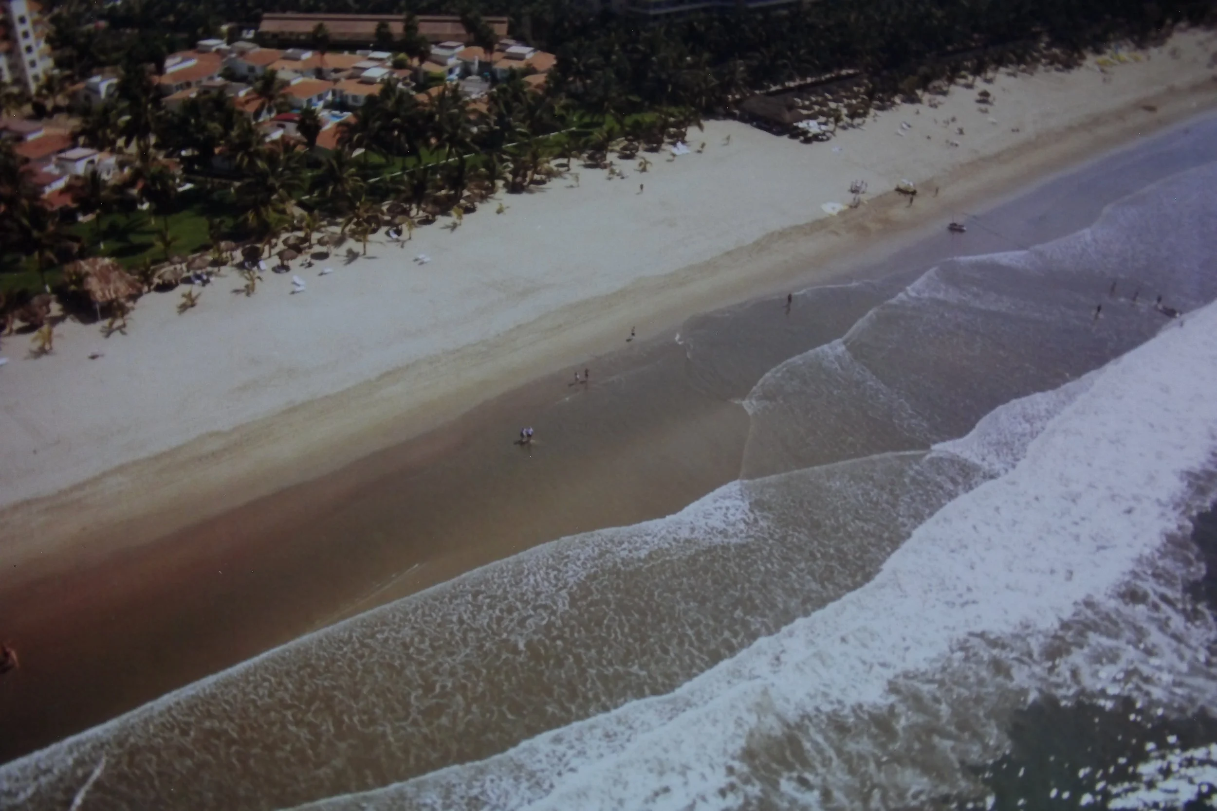 2.11.99 Parasailing views.JPG