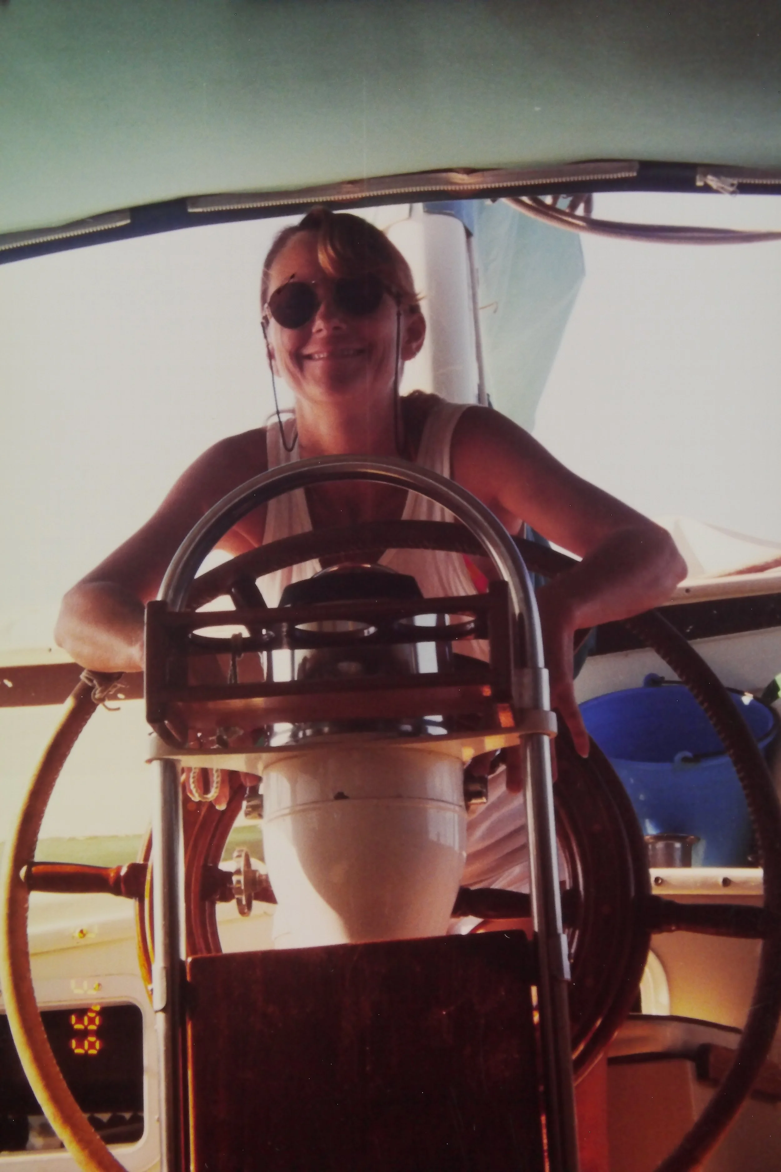 3.3.99 Mom anchoring at Marietas.JPG