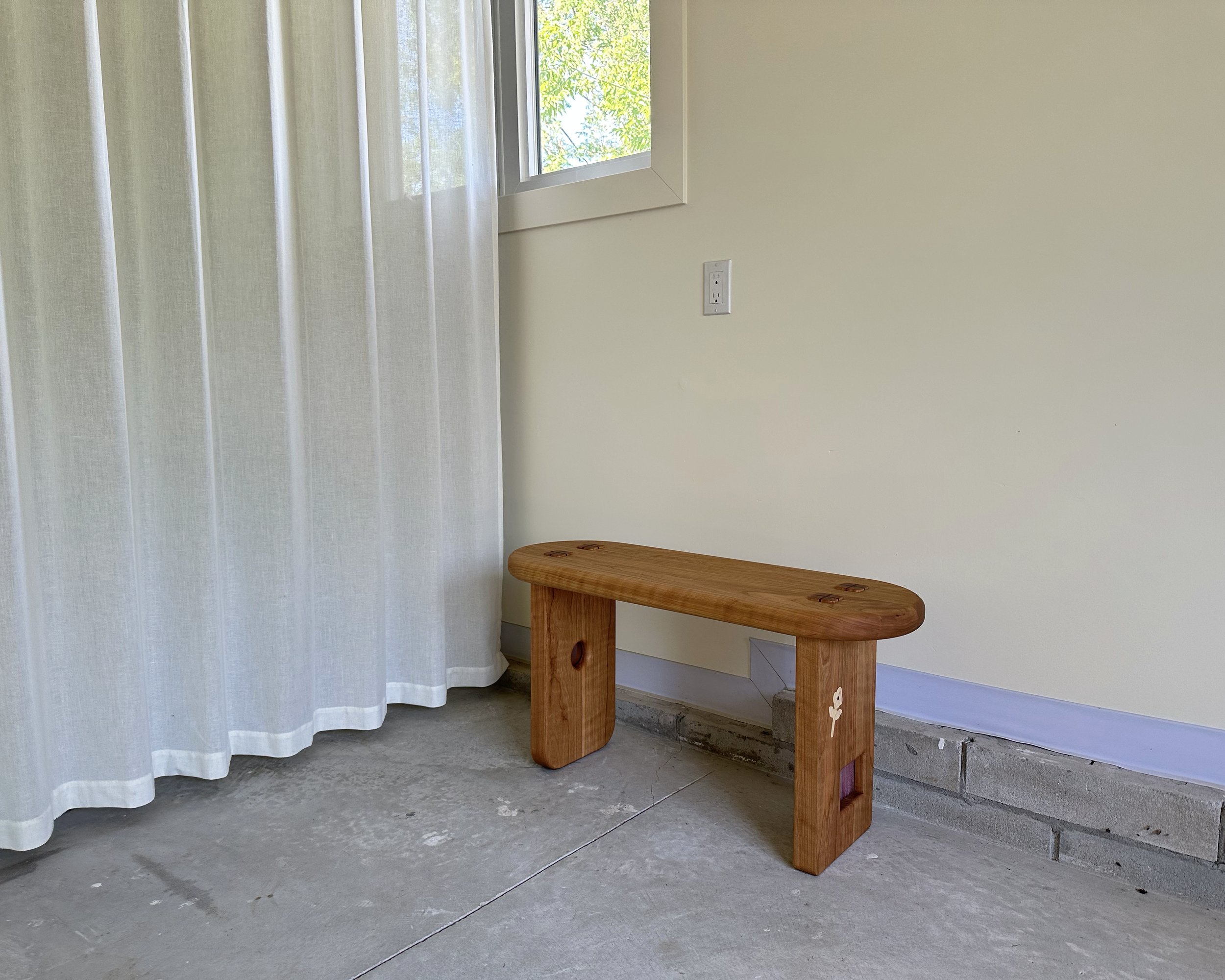 Ditsy-Bench-008-Heck-Yeah-Home-Scale.png