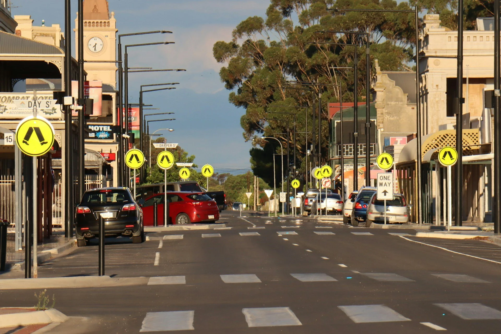 Roads to regenerative urbanism 