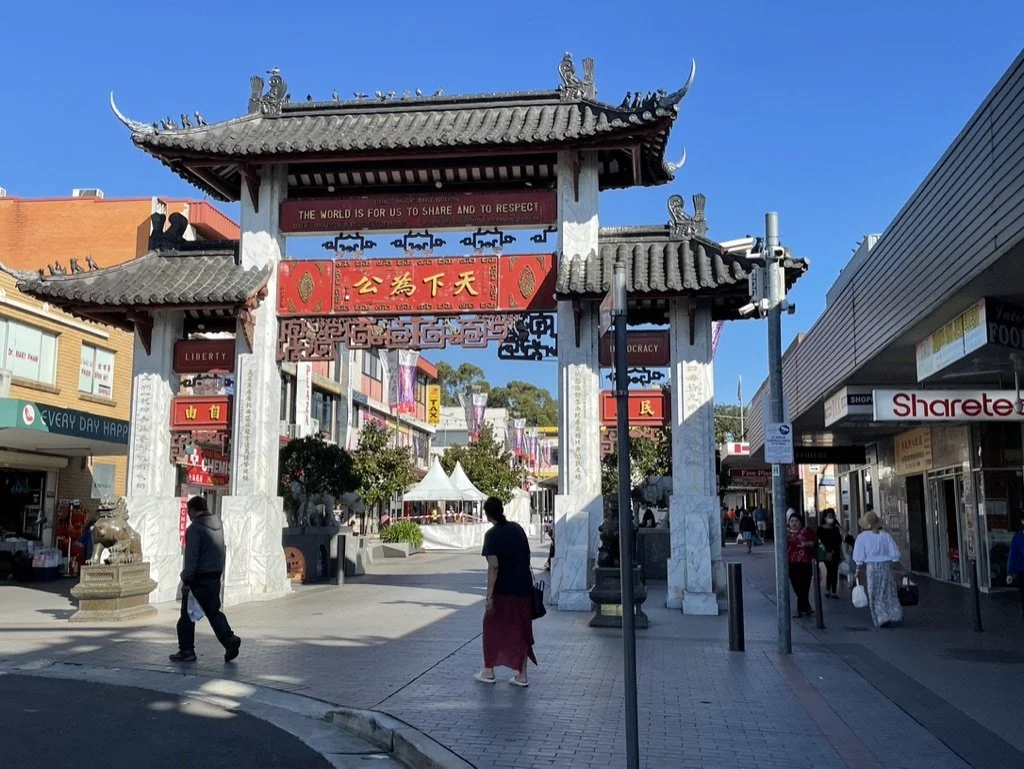 Walking tour: Culture, food, community