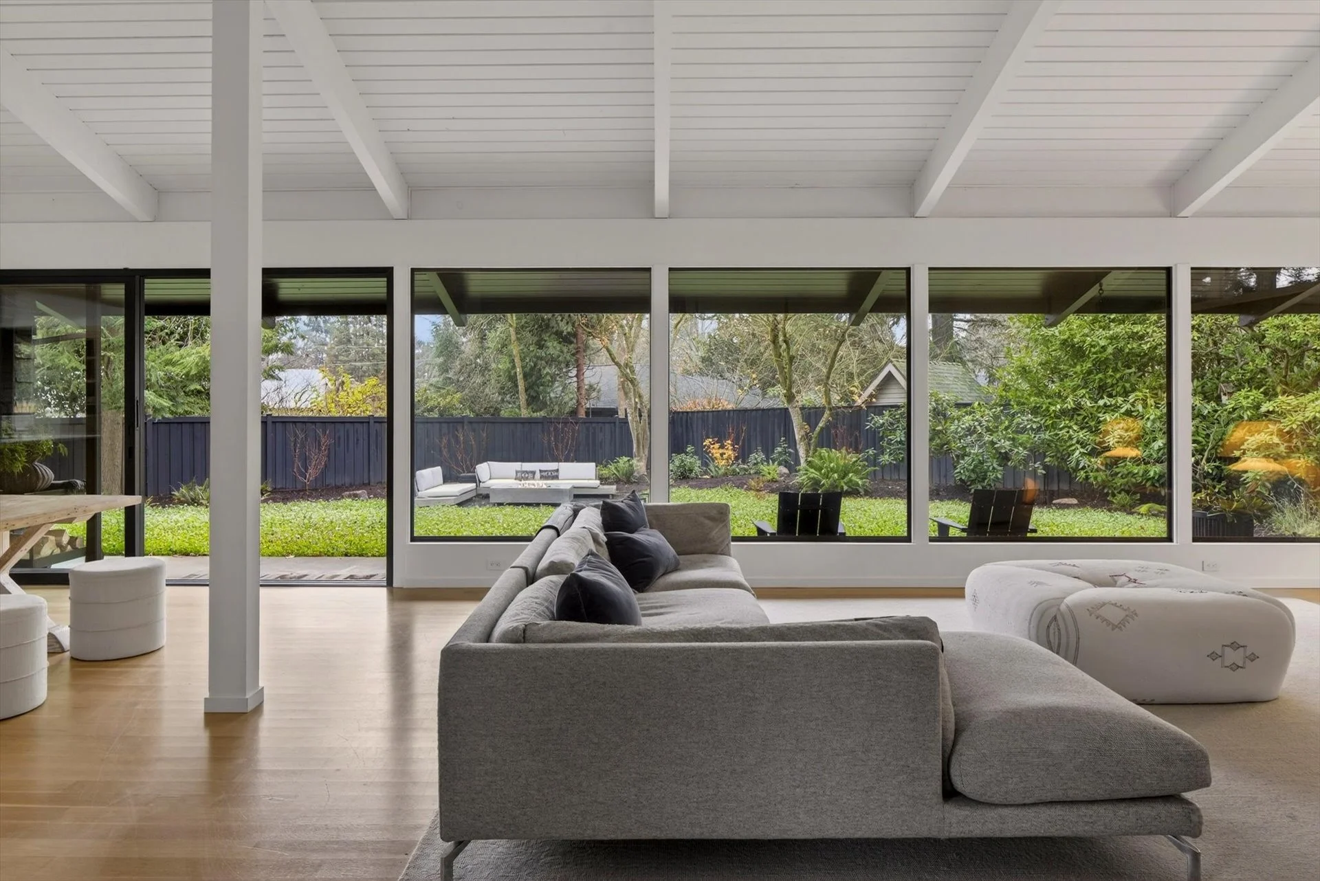 19-2765 SW Vista Drive-19.jpg