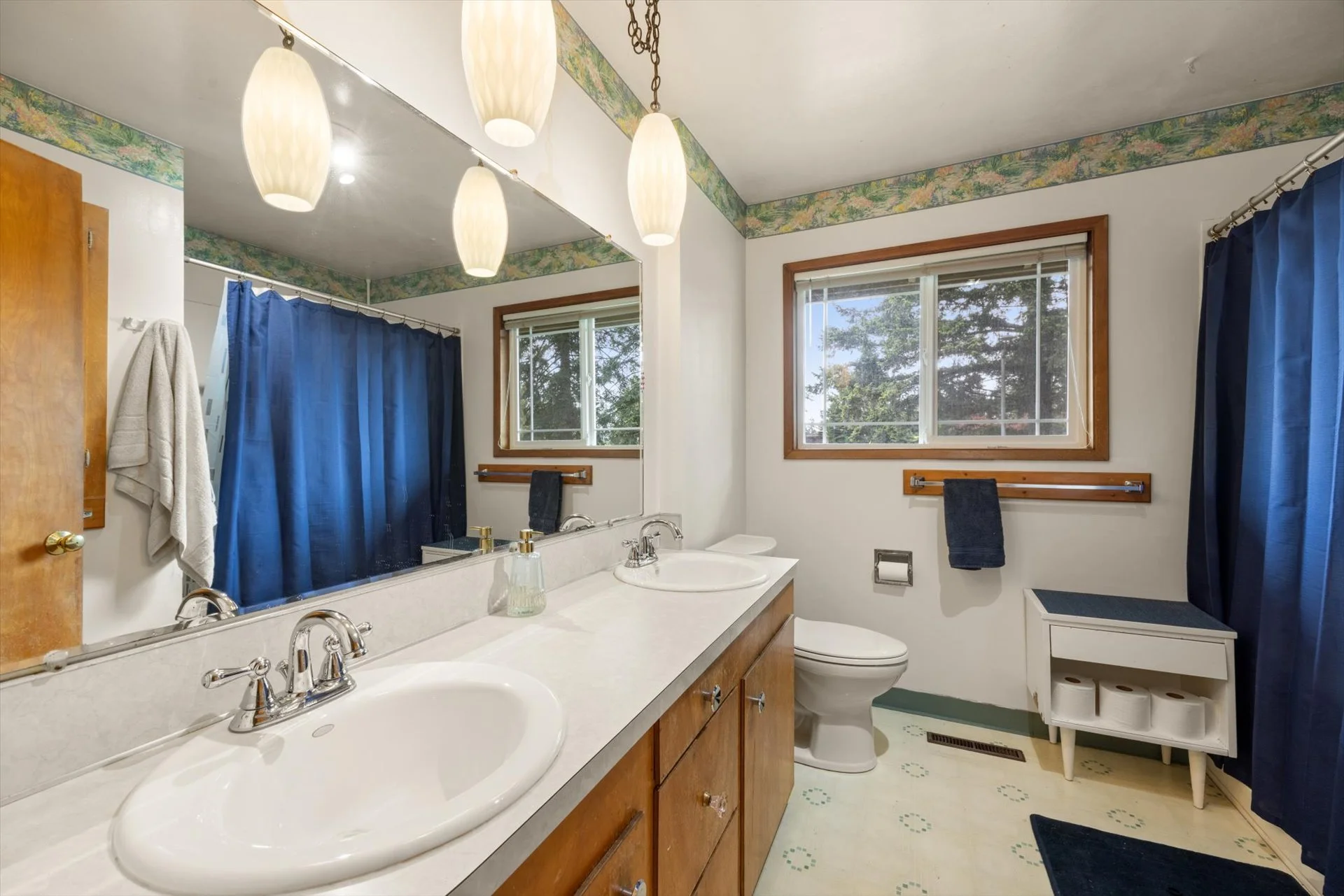 22-12955 SW Evergreen St 97005 -22.jpg