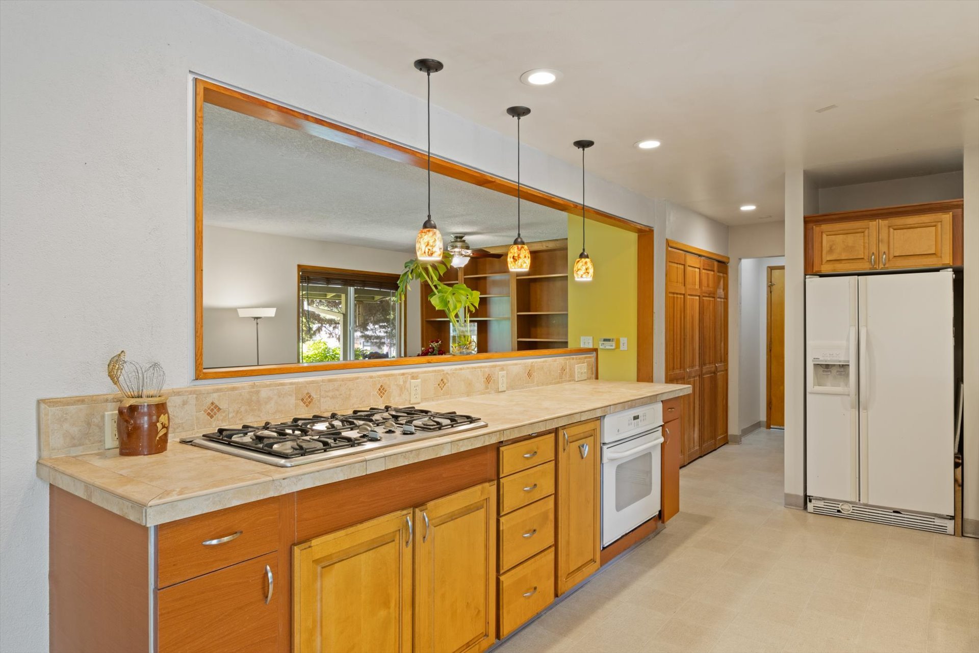 14-12955 SW Evergreen St 97005 -14.jpg