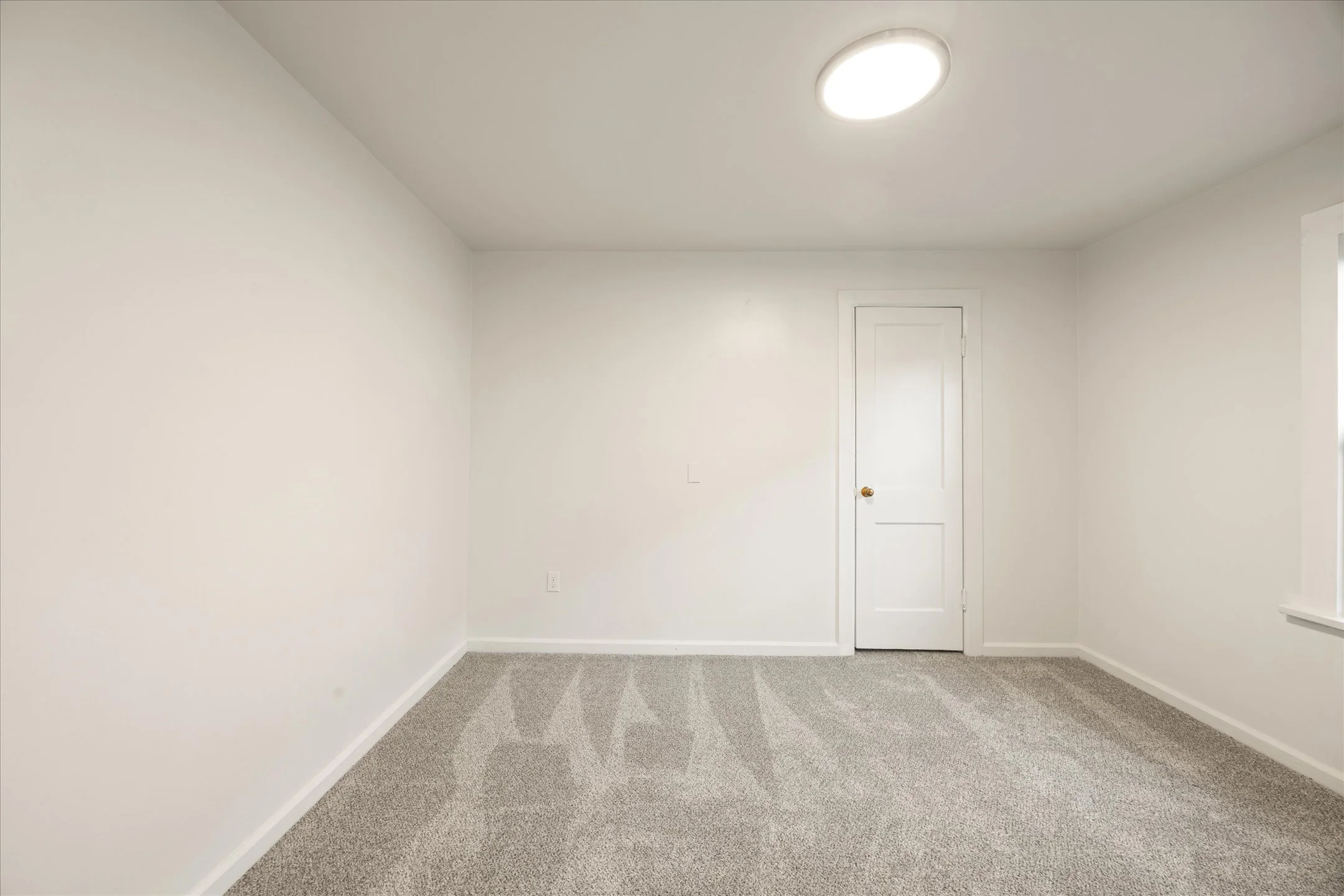 20-3444 Se Rockwood St 97222-20.jpg