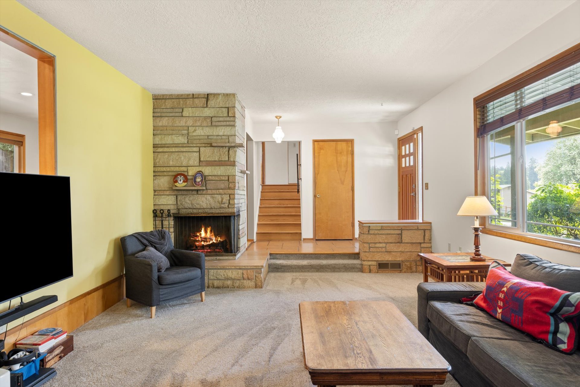 09-12955 SW Evergreen St 97005 -9.jpg