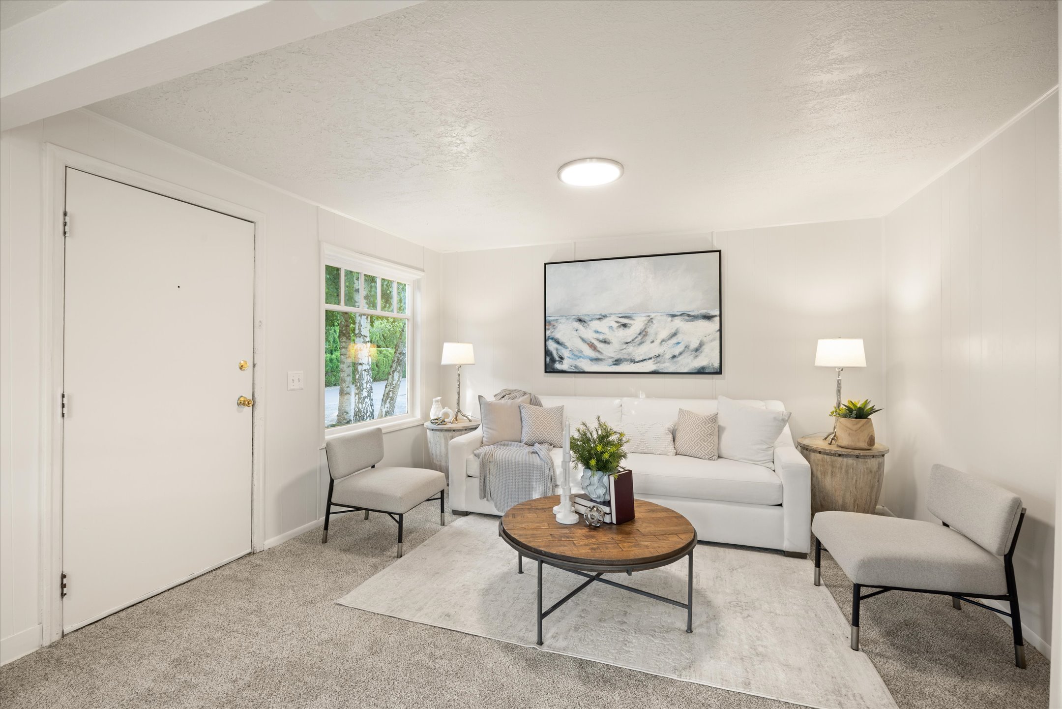 18-3444 Se Rockwood St 97222-18.jpg