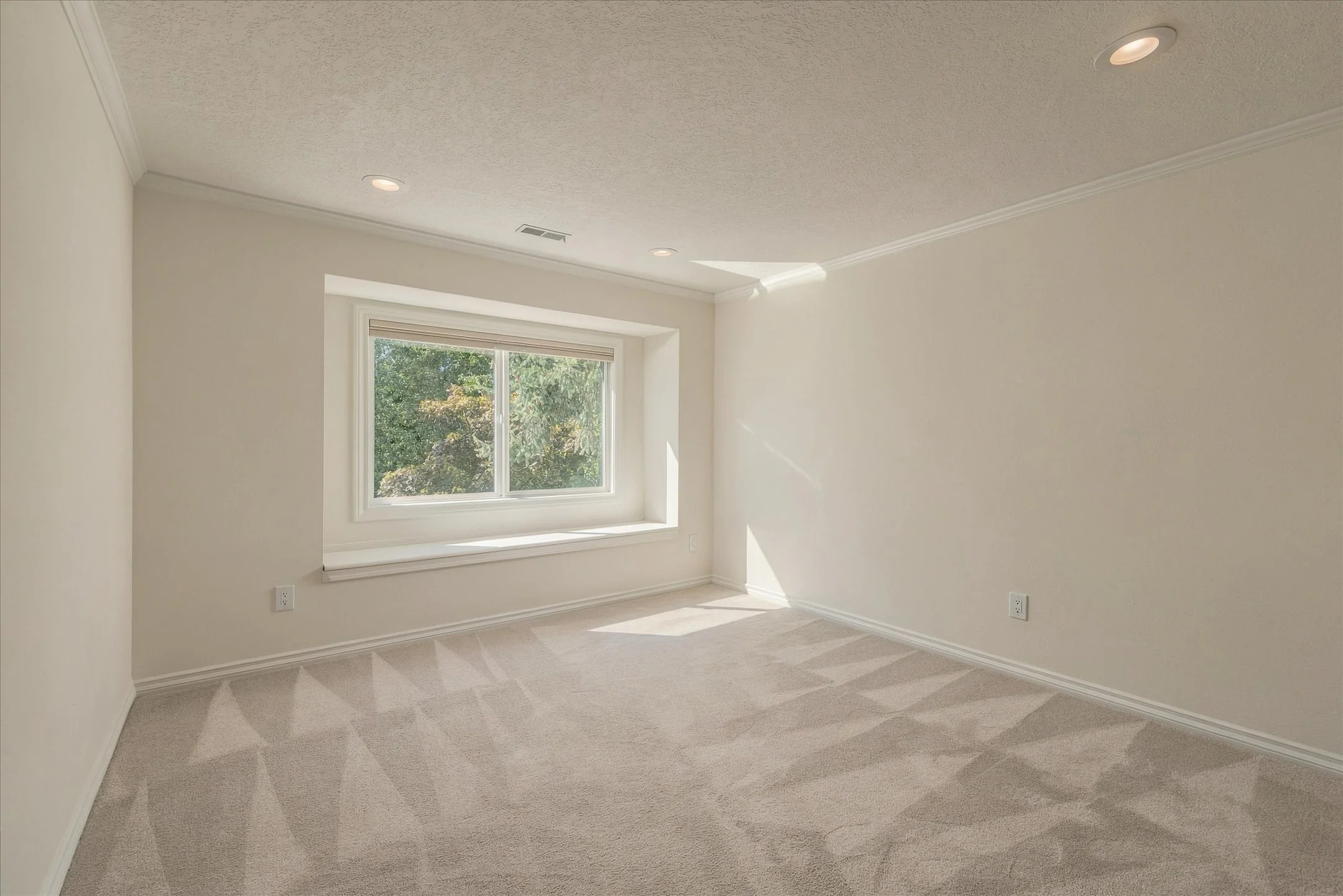 37-876 Sunny Hill Dr-42.jpg