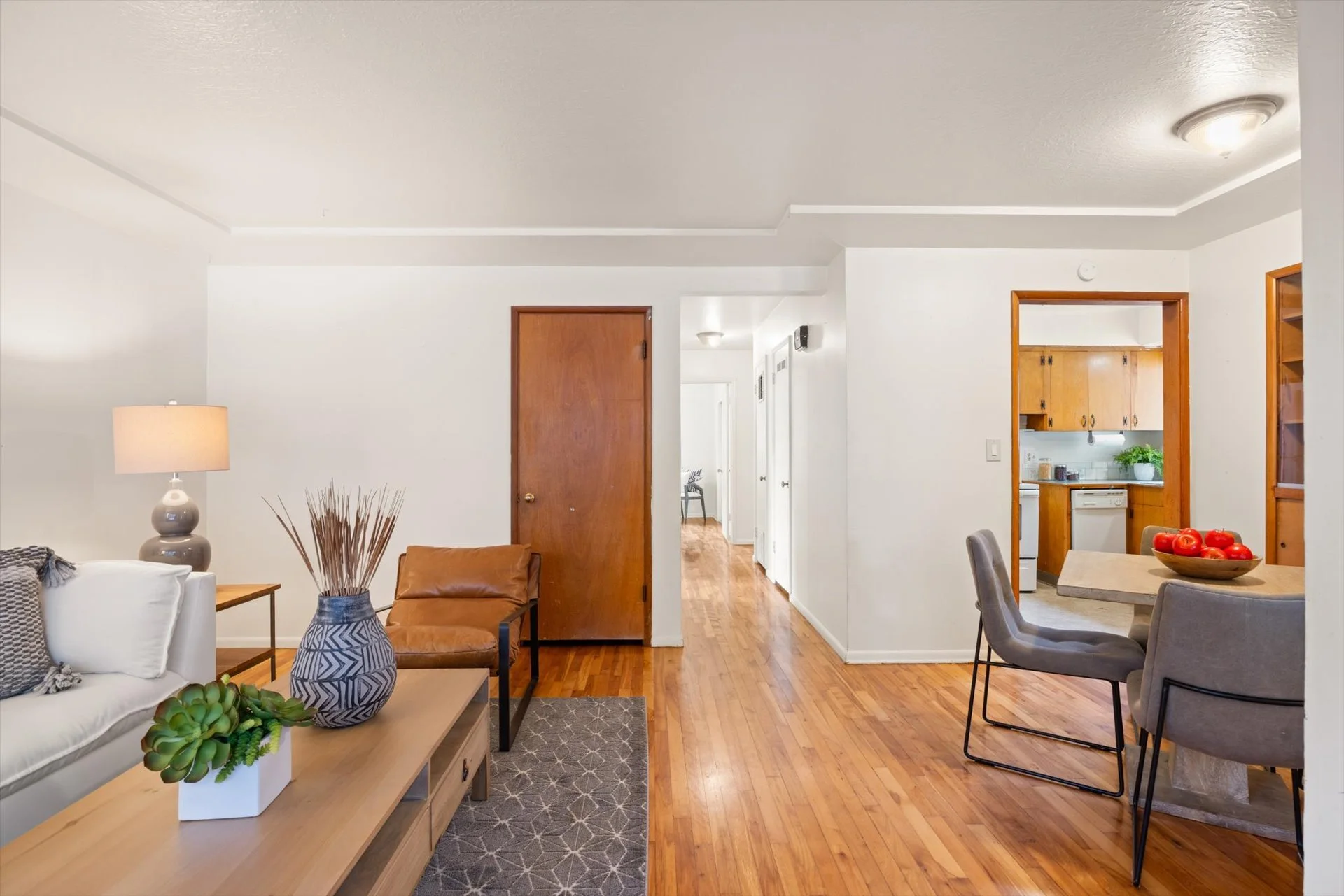 05-8419 Se 32nd Ave 97222-5.jpg