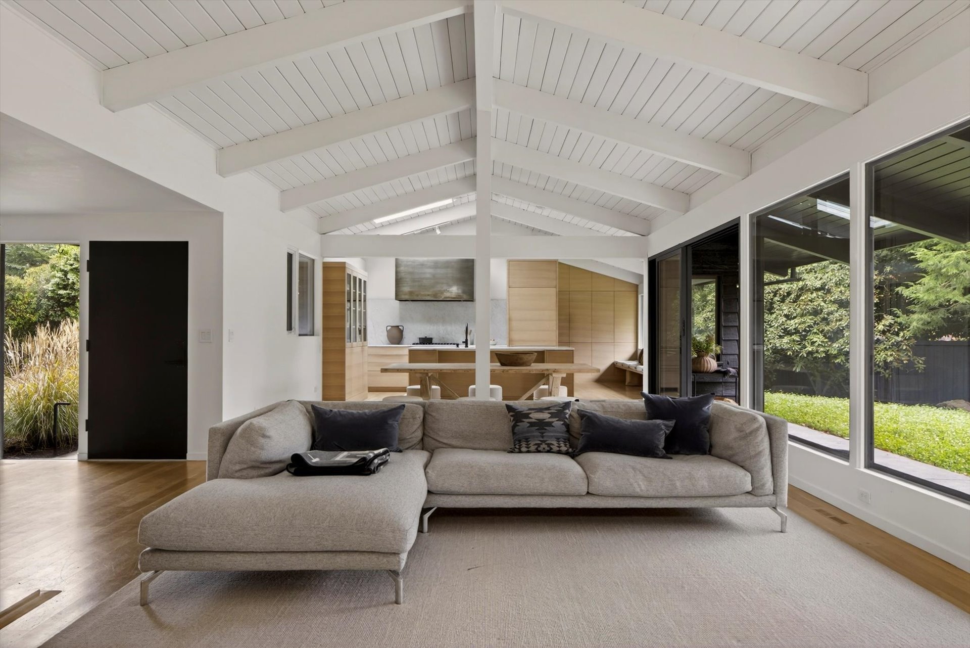 43-2765 SW Vista Drive-43.jpg