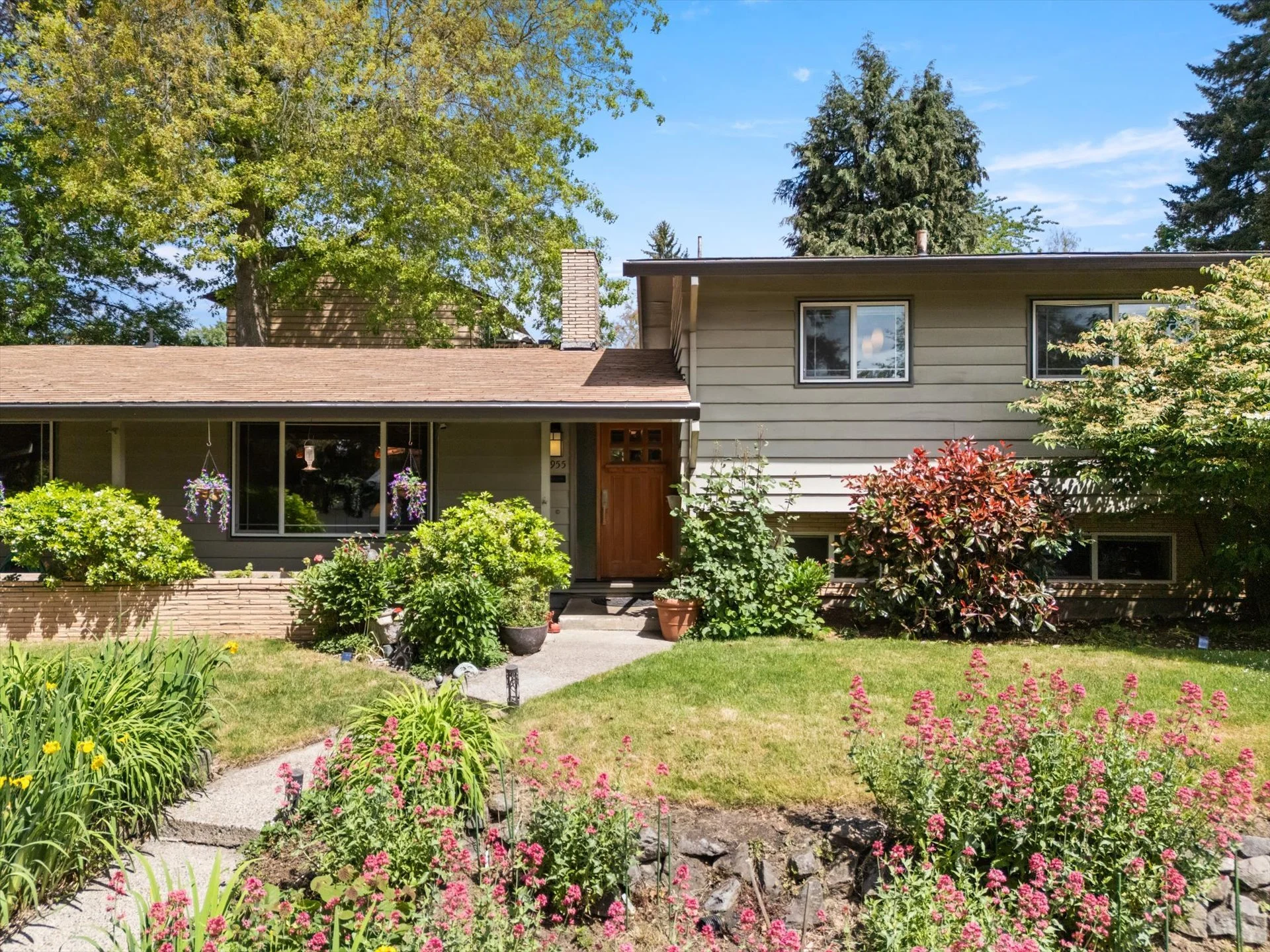 06-12955 SW Evergreen St 97005 -6.jpg