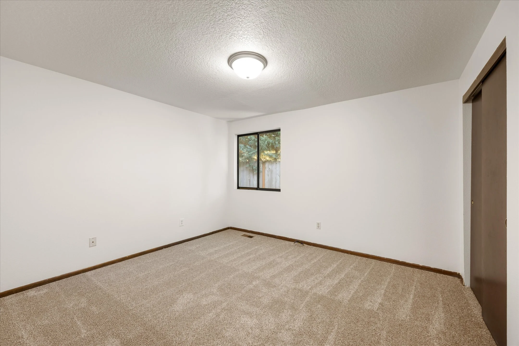 23-21326 SW Makah Ct 97062-23.jpg