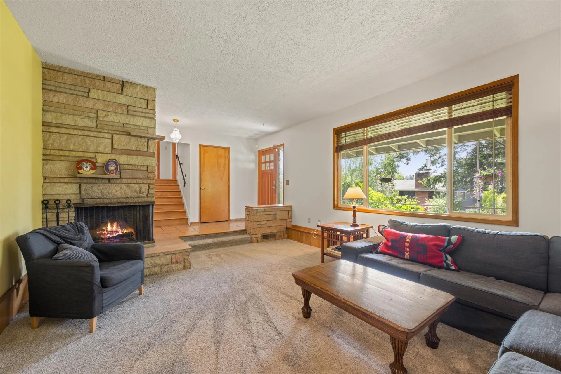 12-12955 SW Evergreen St 97005 -12.jpg
