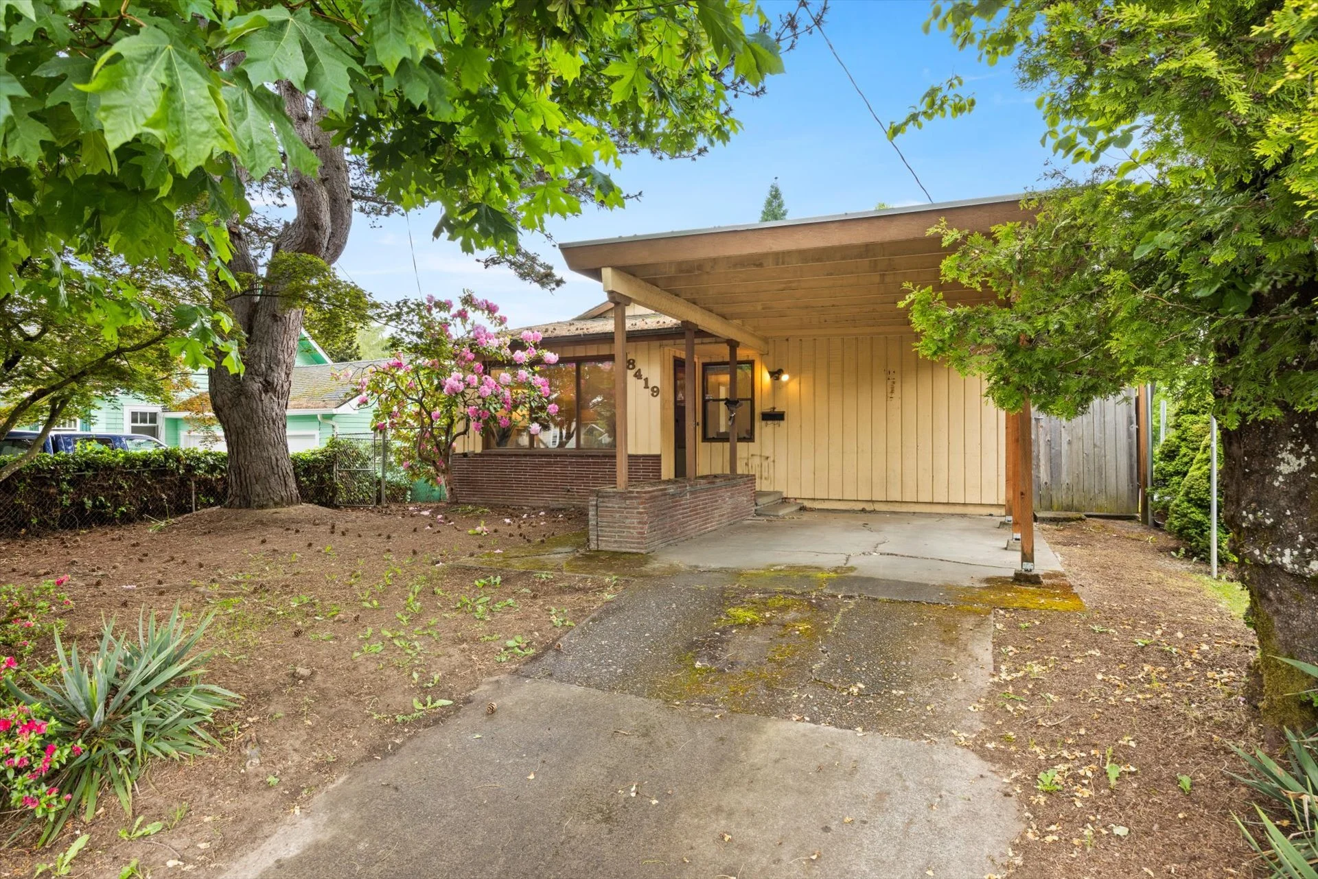 03-8419 Se 32nd Ave 97222-3.jpg